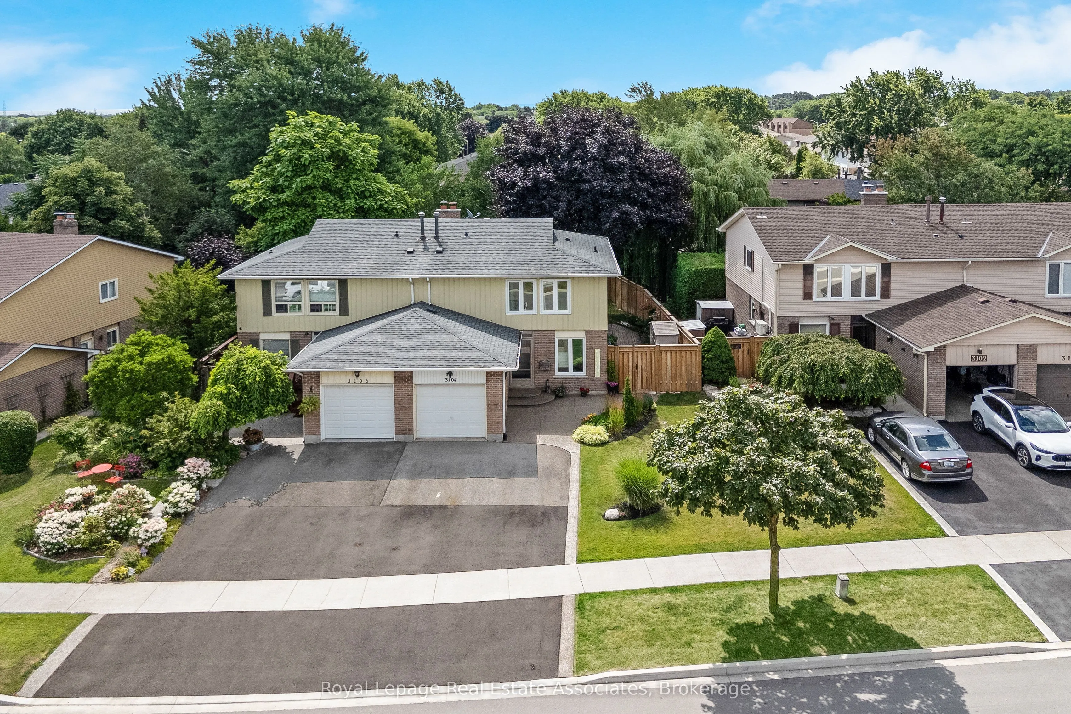3104 Autumn Hill Crescent