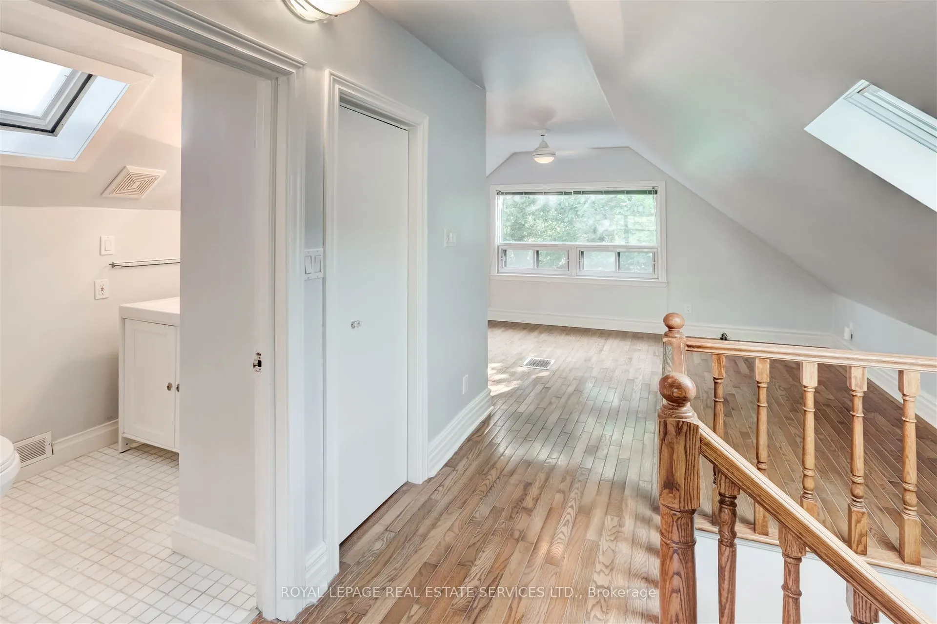 93 Medland Crescent