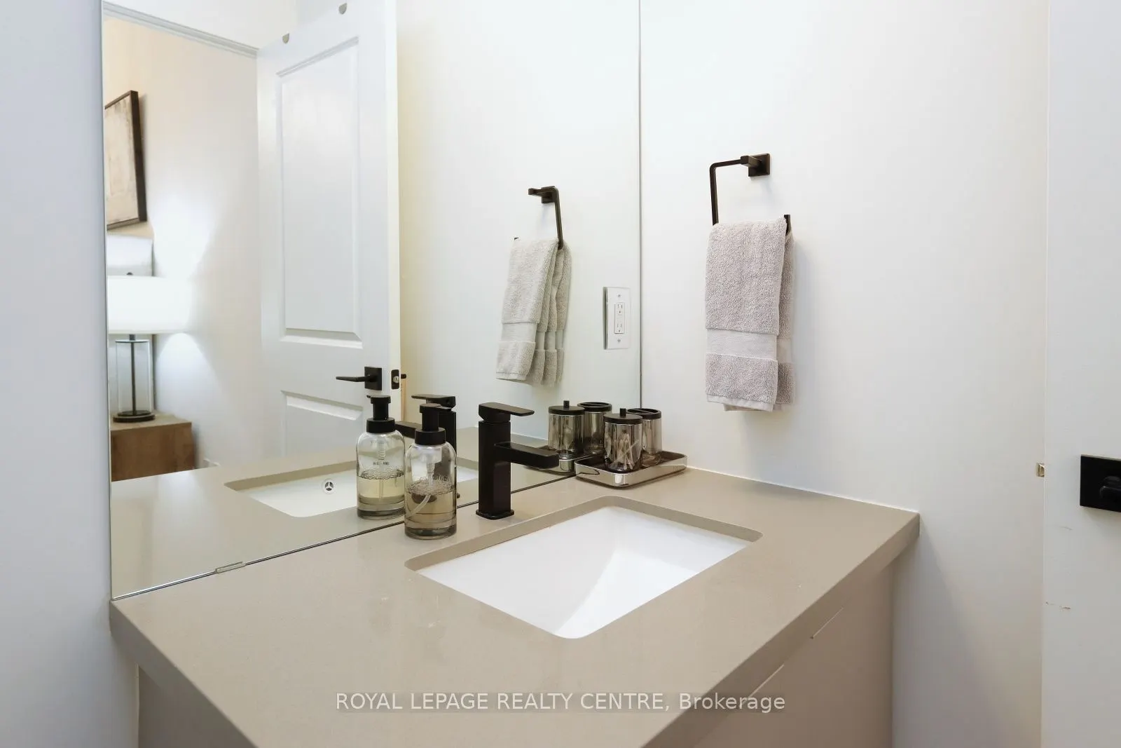 2481 Taunton Road, #366