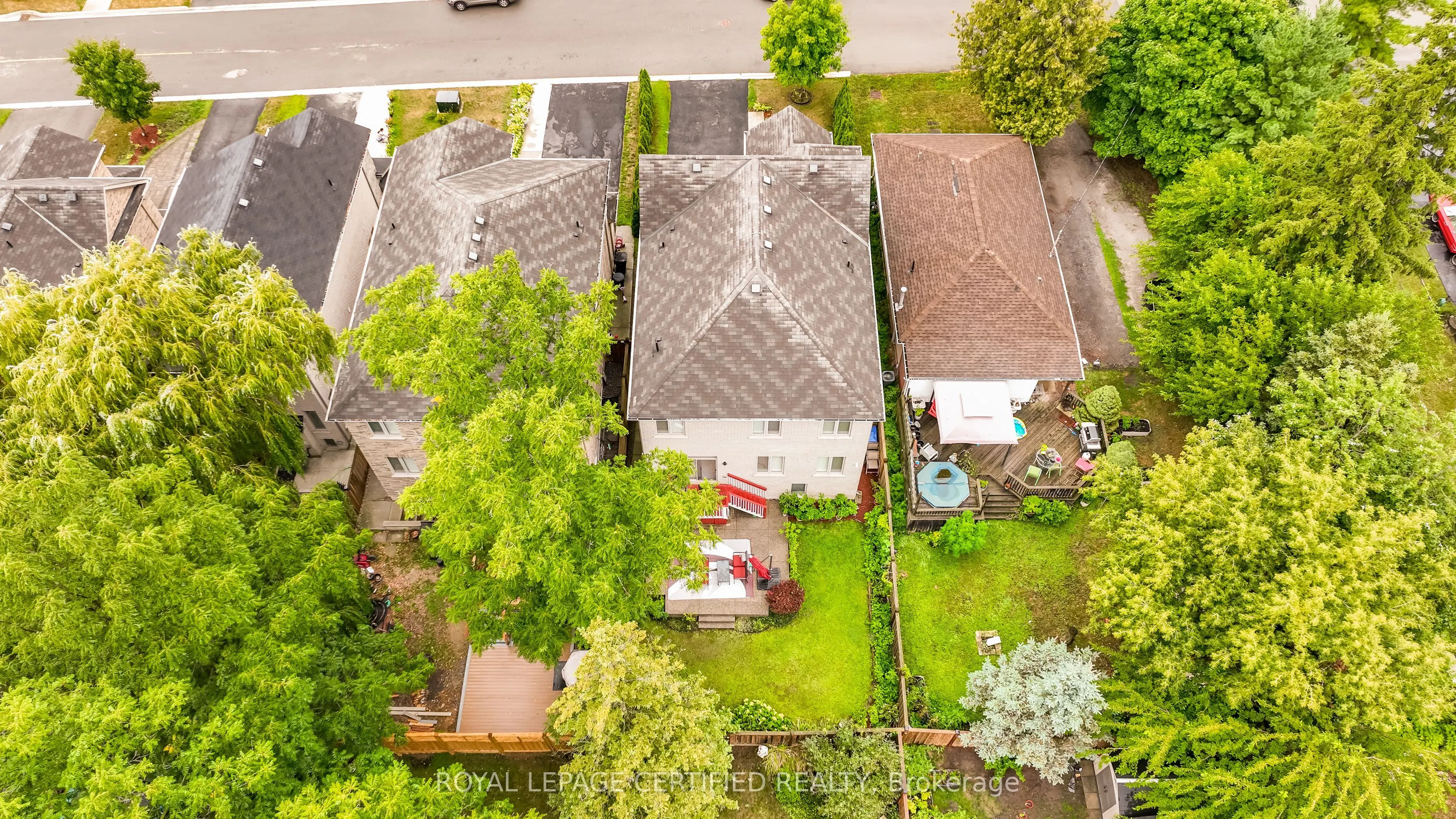 792 Glenbrook Avenue