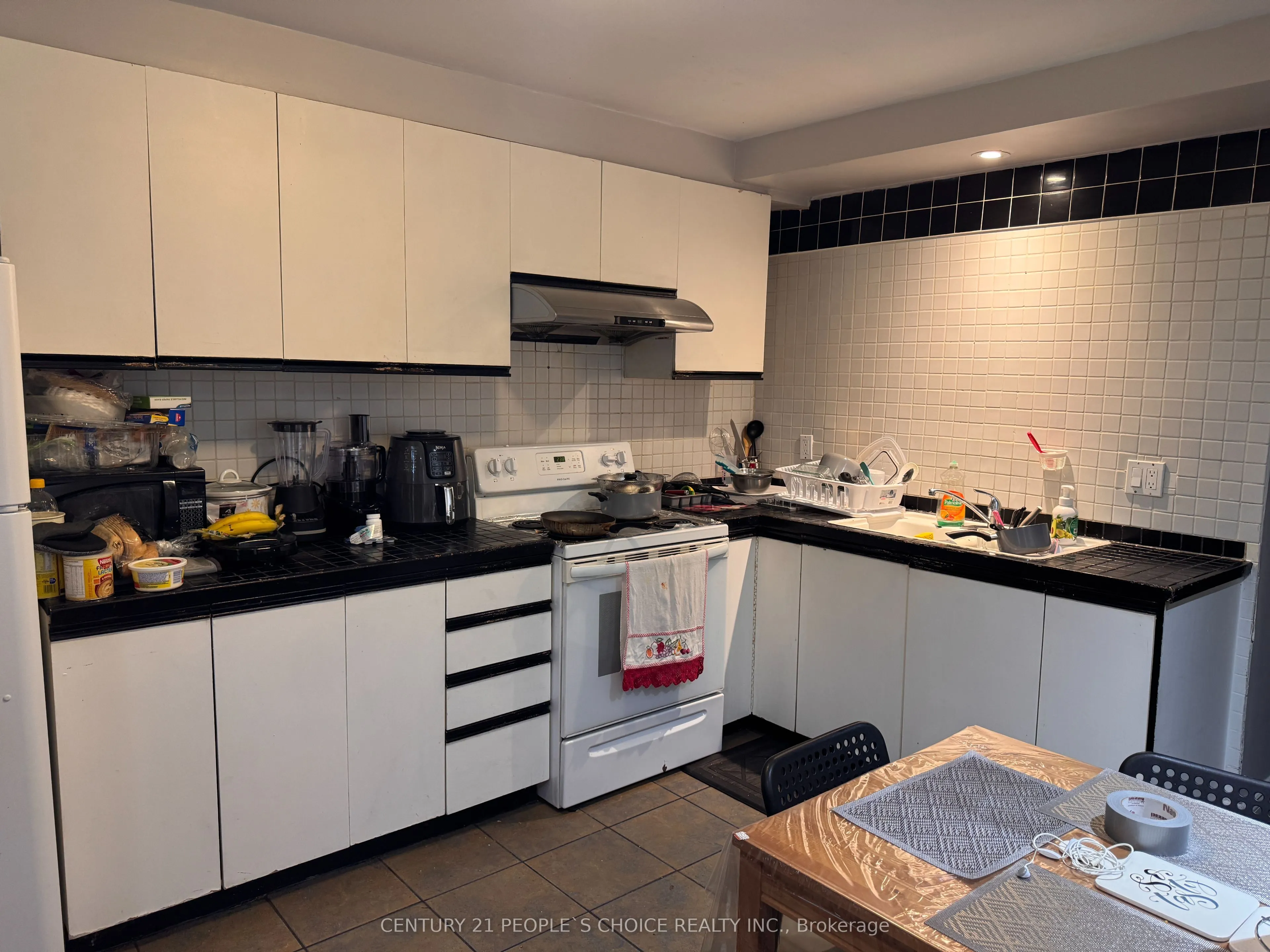 538 Caledonia Road