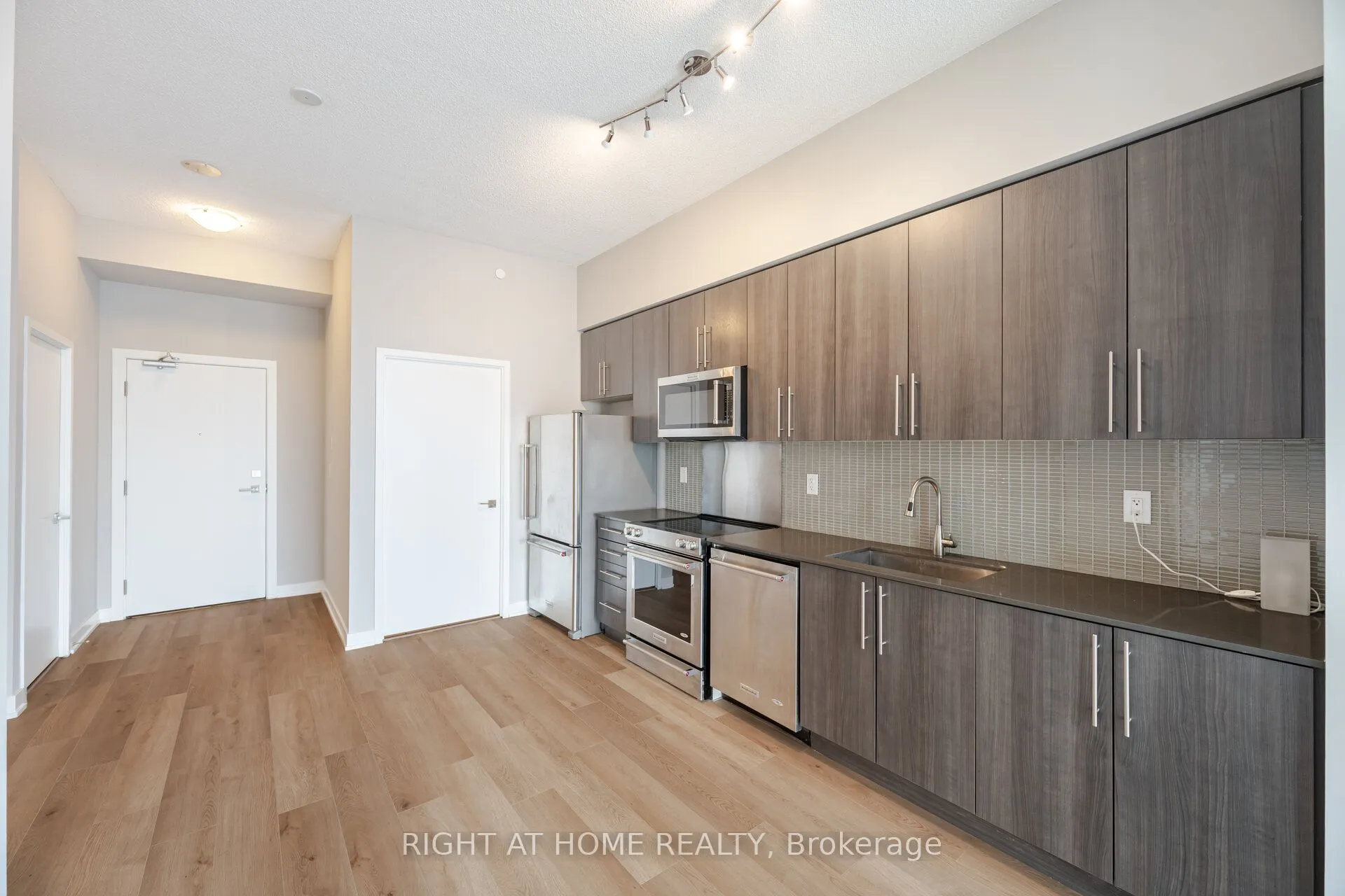 4011 Brickstone Mews, #715