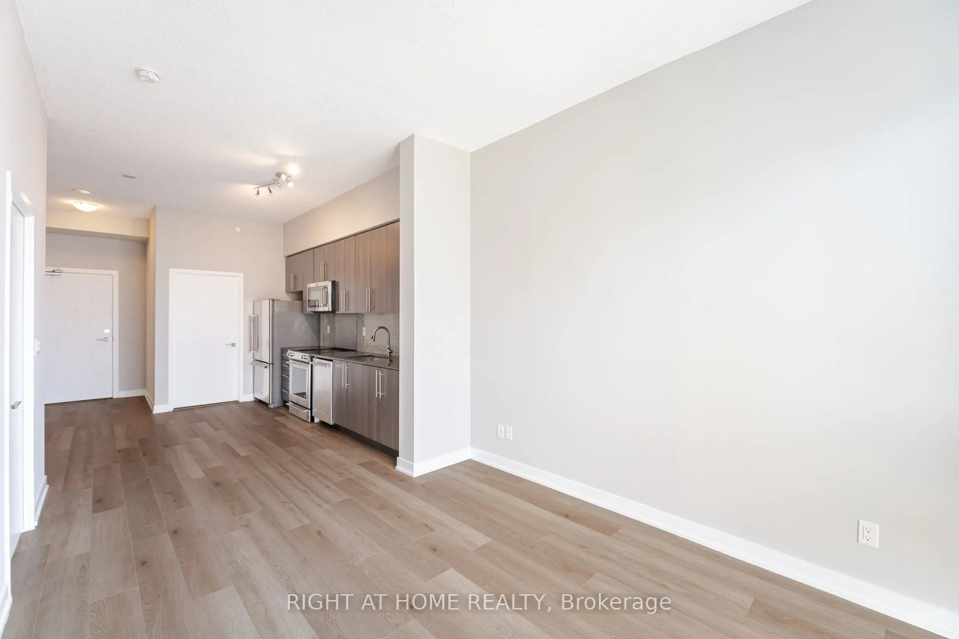 4011 Brickstone Mews, #715