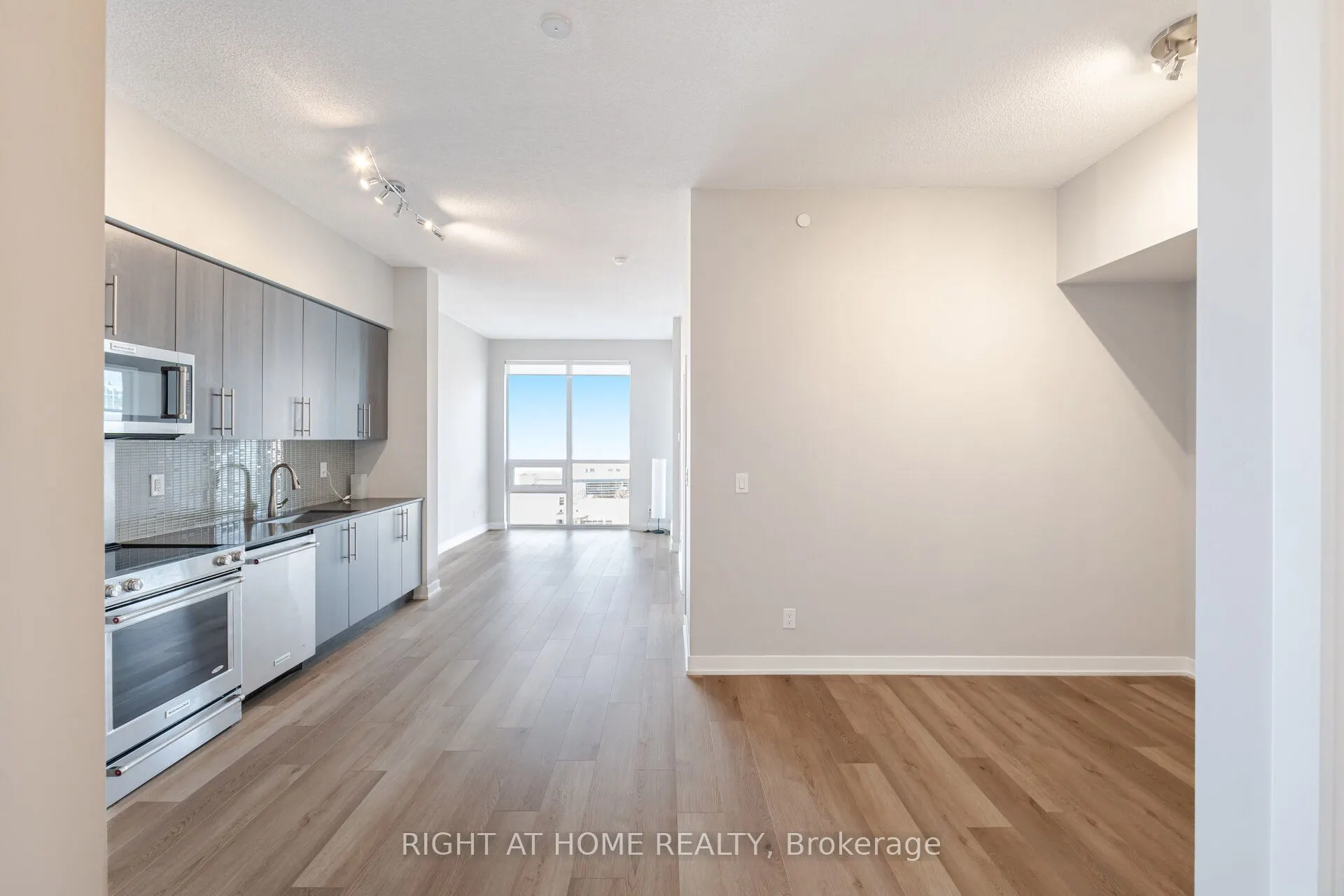 4011 Brickstone Mews, #715