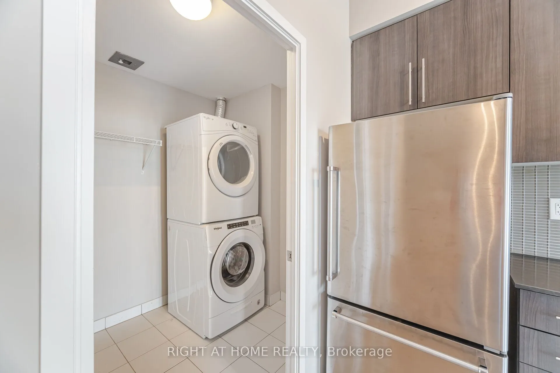 4011 Brickstone Mews, #715