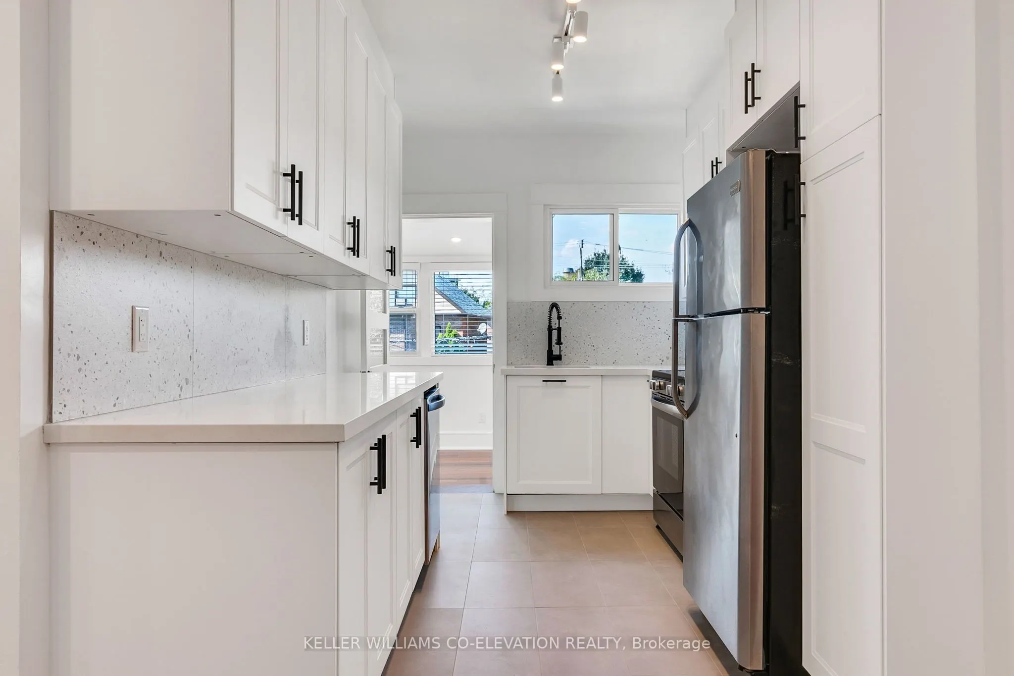 20 Kenneth Avenue, #Upper