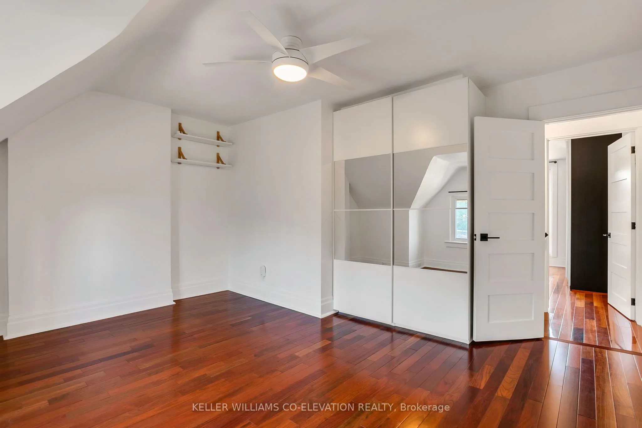 20 Kenneth Avenue, #Upper