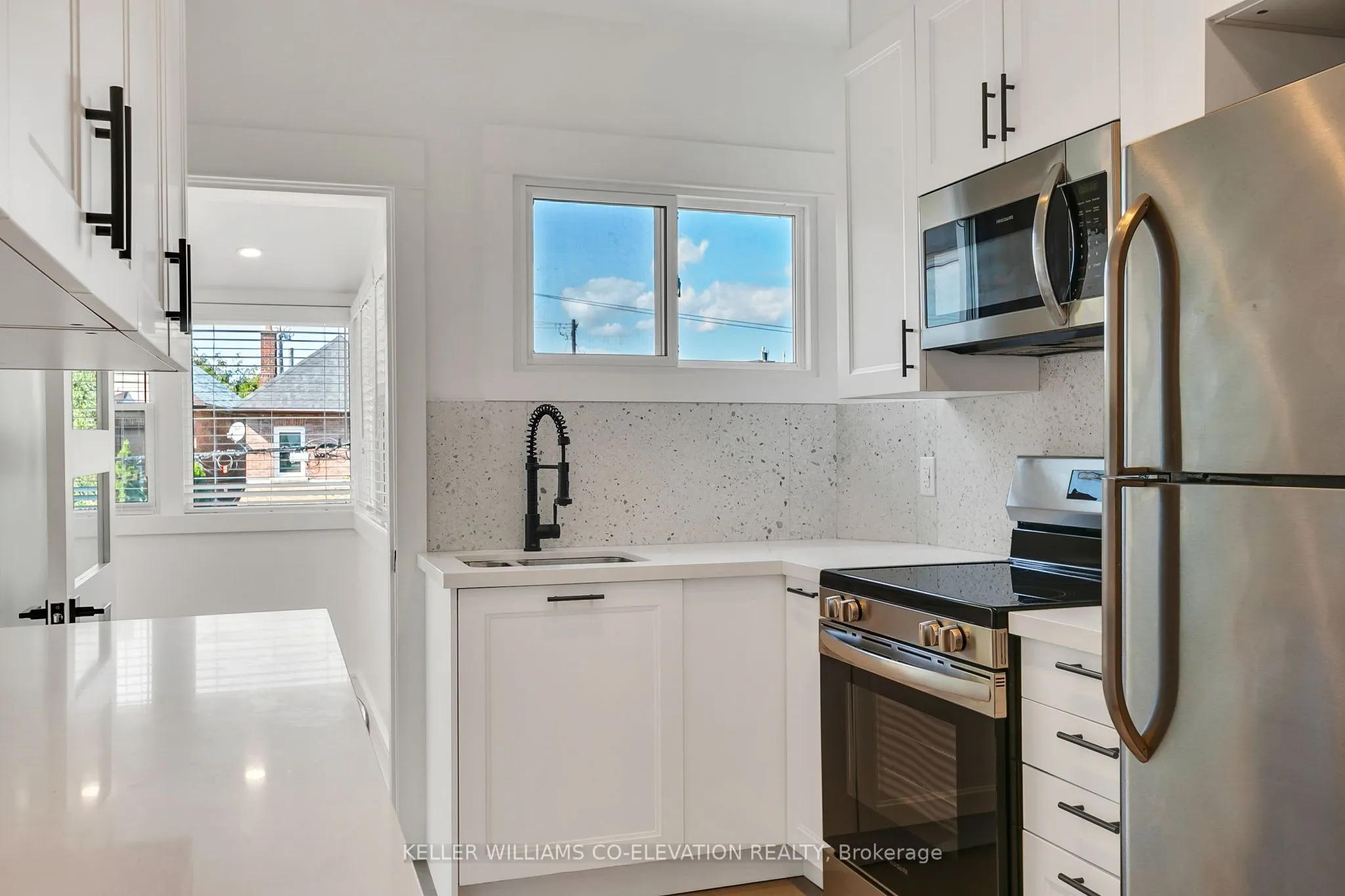 20 Kenneth Avenue, #Upper
