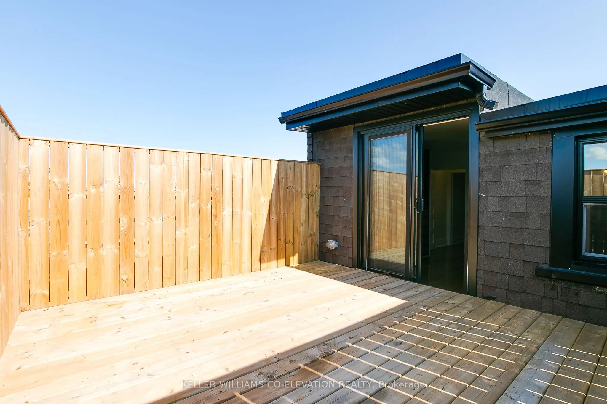 20 Kenneth Avenue, #Upper