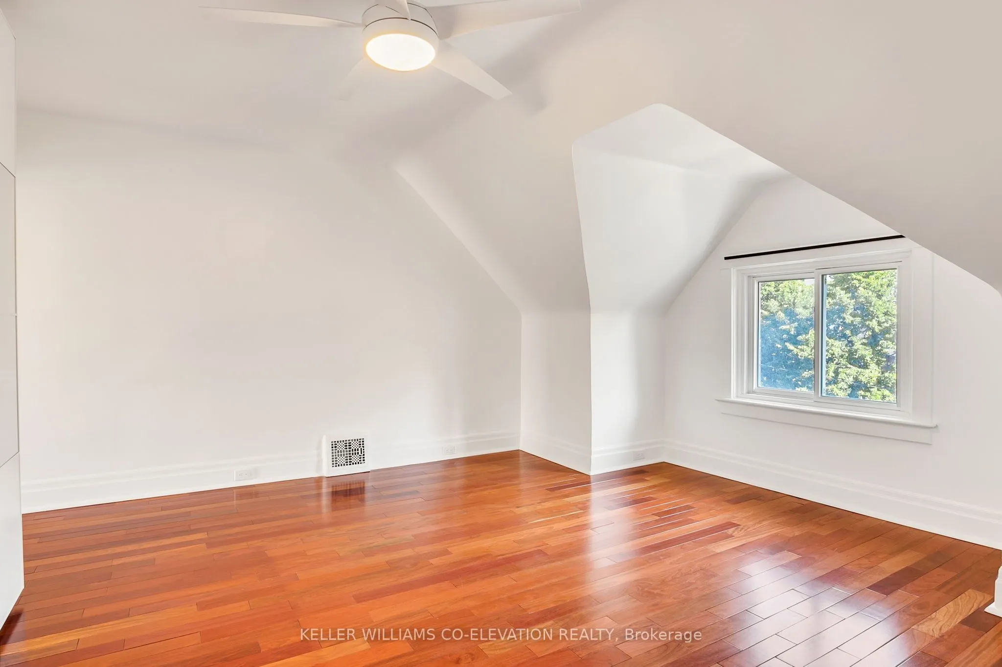 20 Kenneth Avenue, #Upper