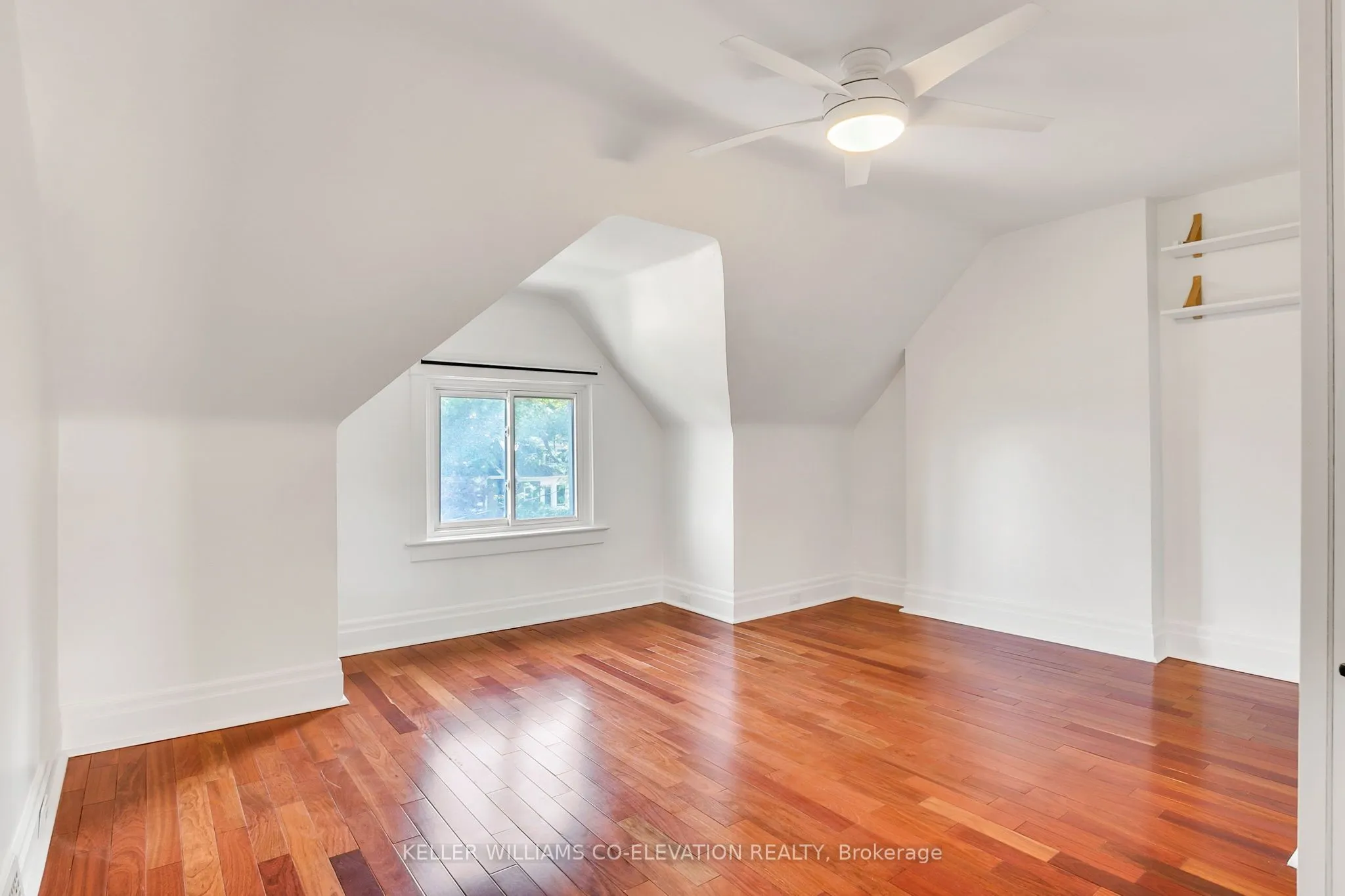 20 Kenneth Avenue, #Upper