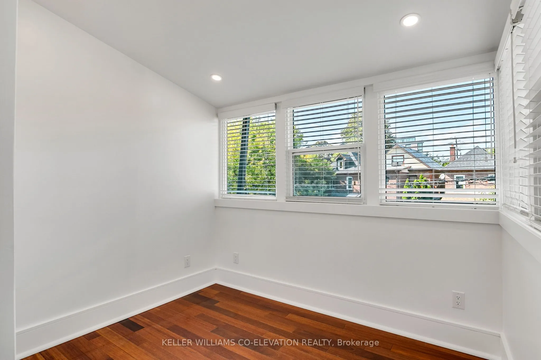 20 Kenneth Avenue, #Upper