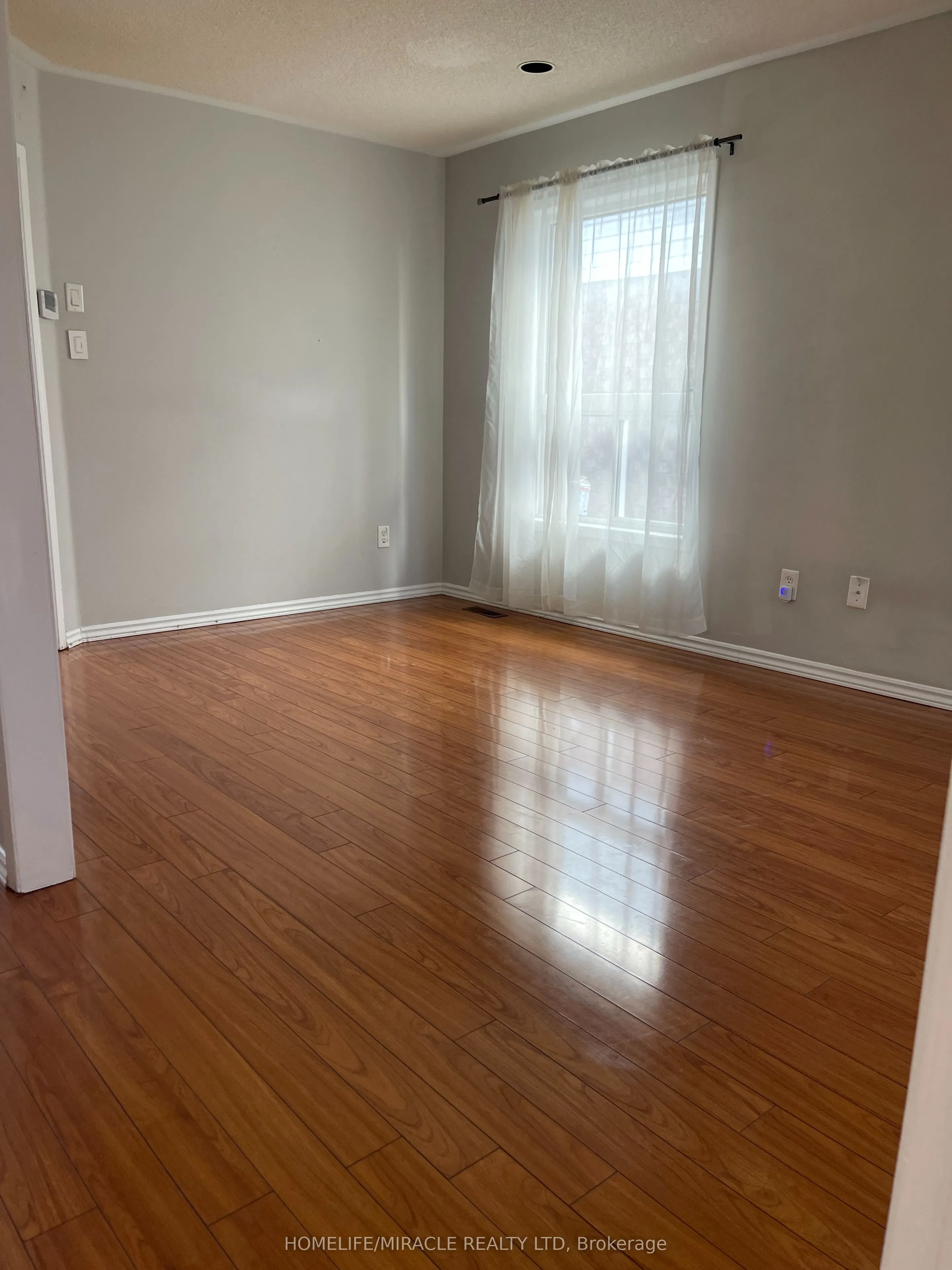 90 Cordgrass Crescent, #Upper