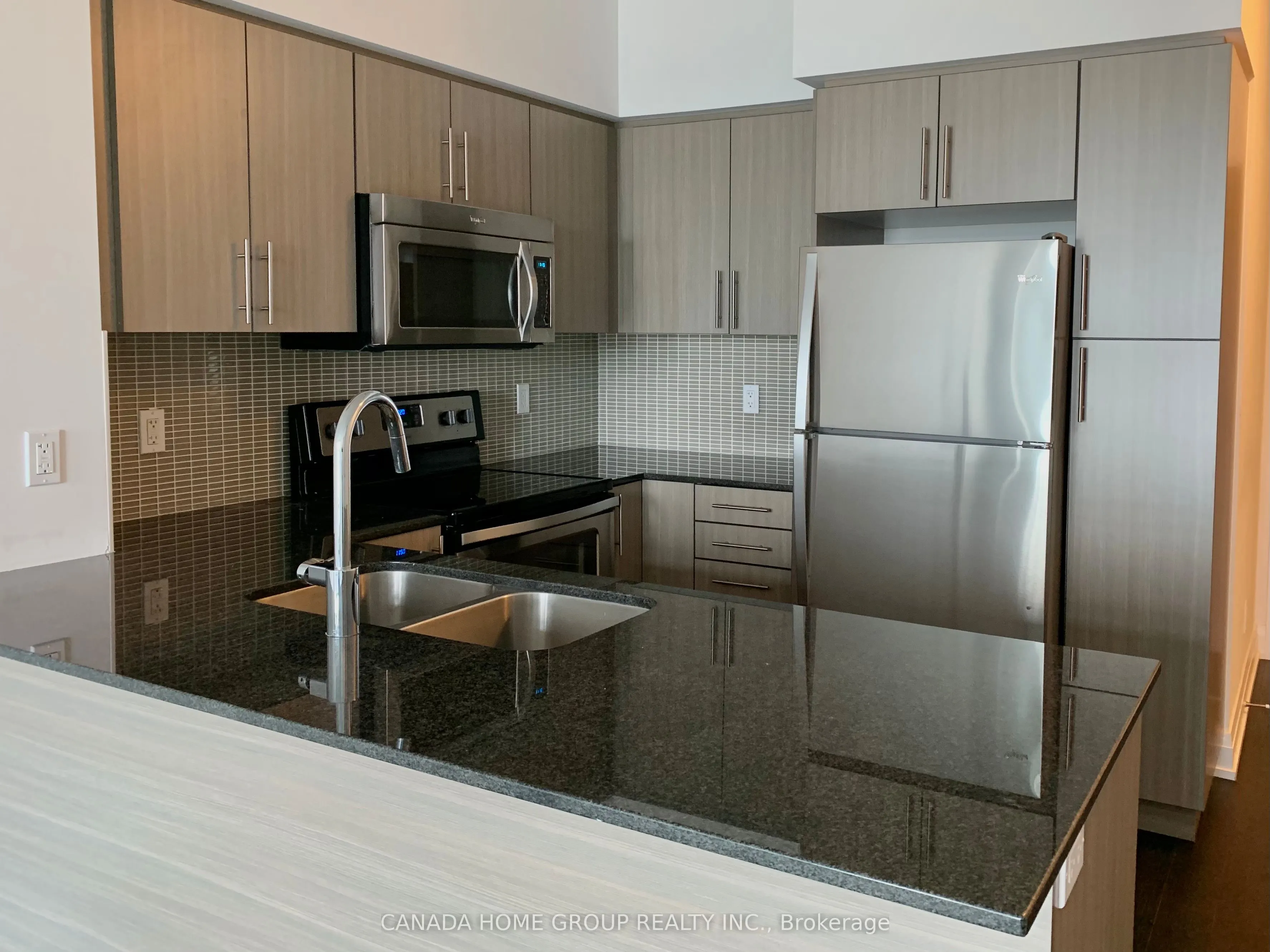 65 Speers Road, #1410