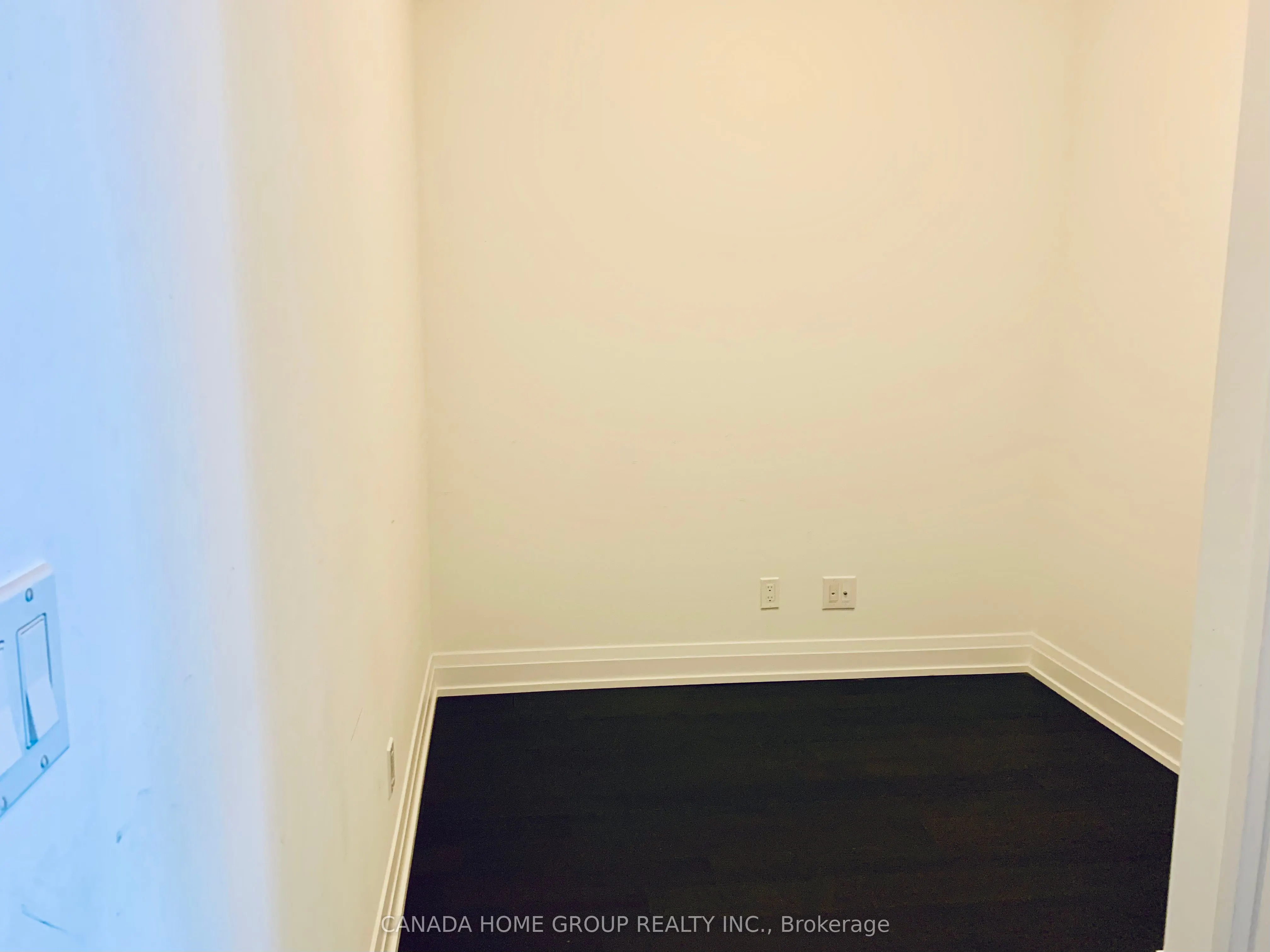 65 Speers Road, #1410