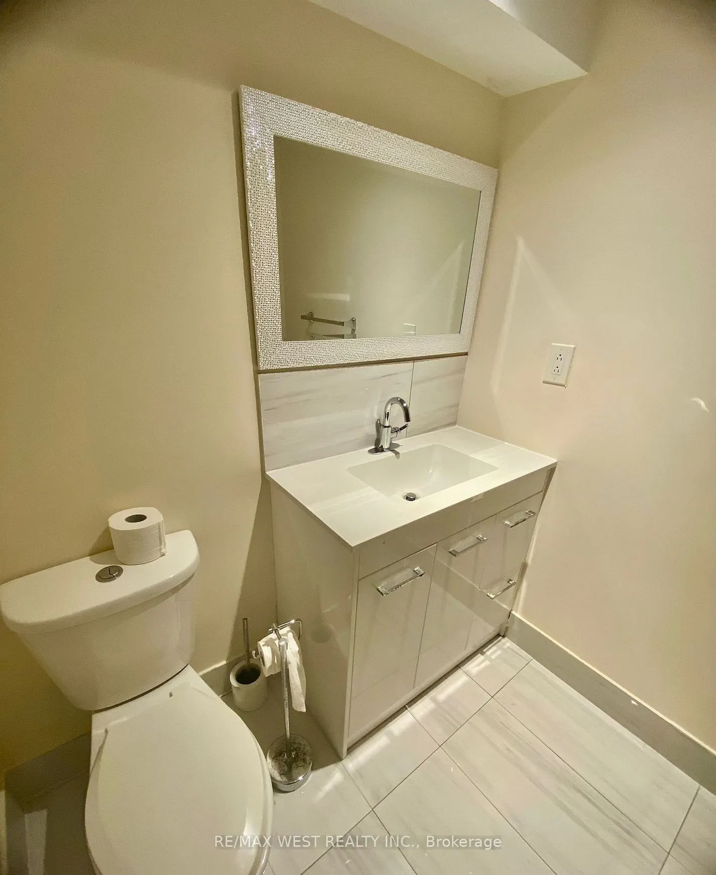 18 King George Road, #Basement