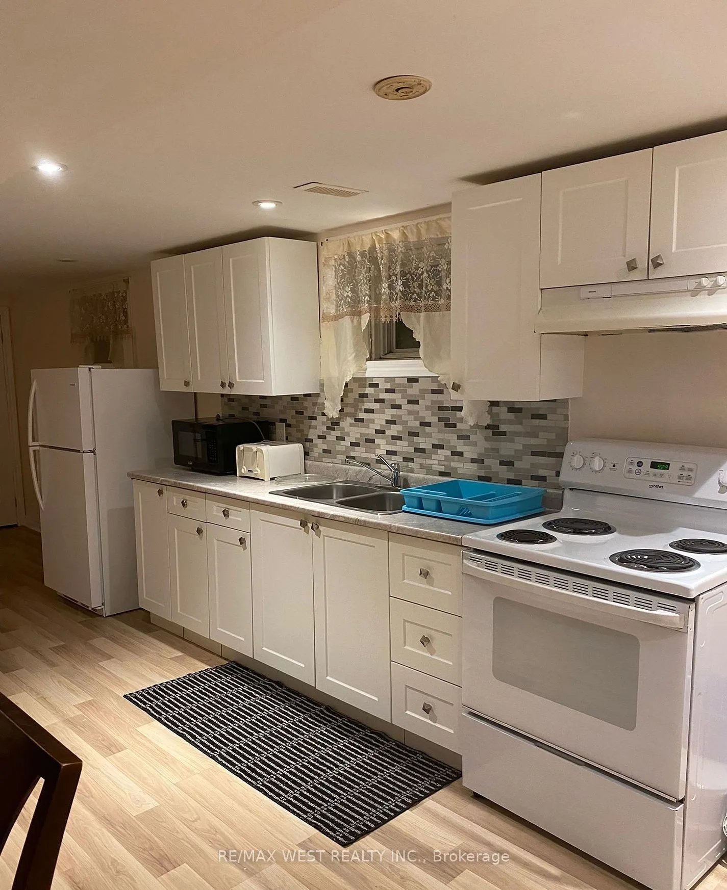 18 King George Road, #Basement