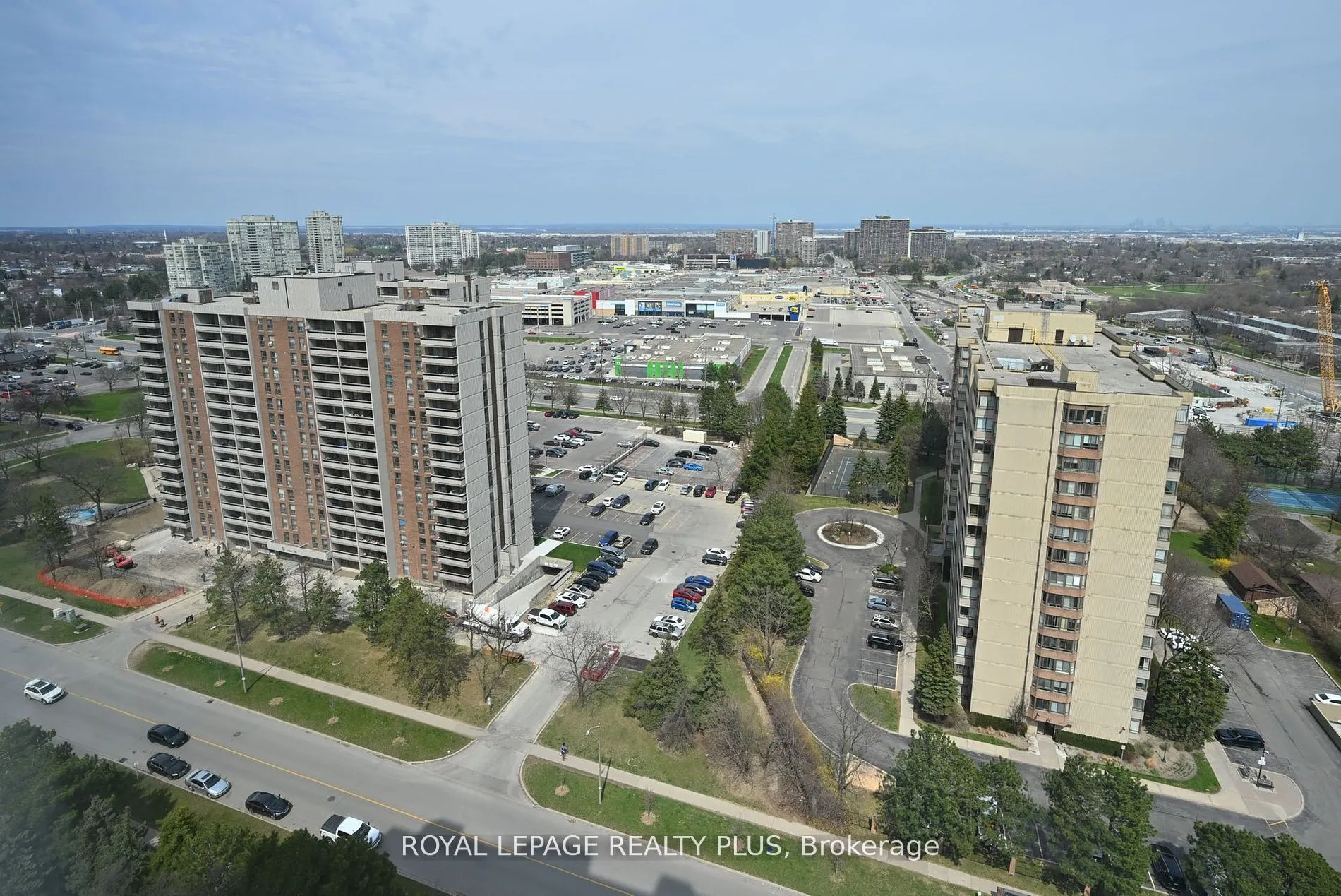 8 Lisa Street, #2306