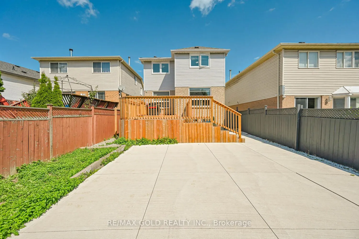 101 Beaconsfield Avenue