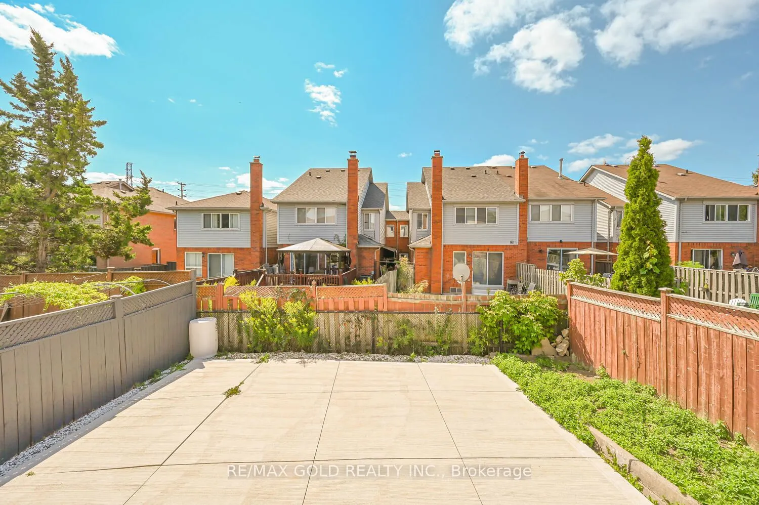 101 Beaconsfield Avenue