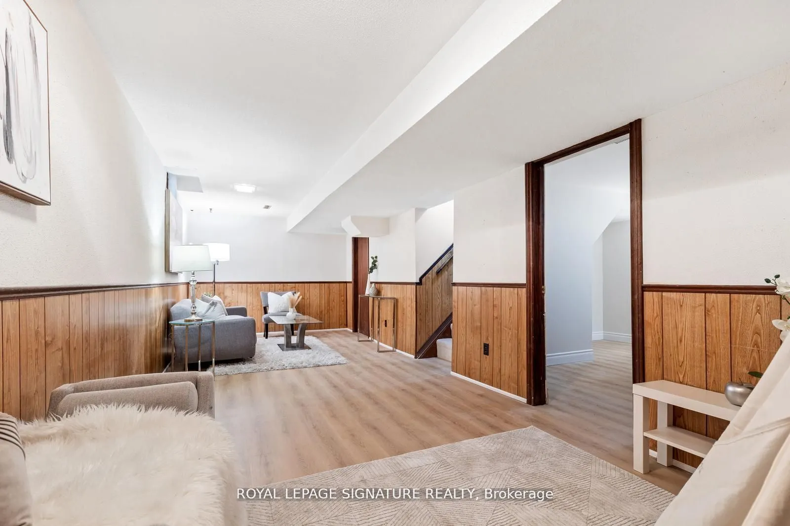 6441 Colebrook Crescent