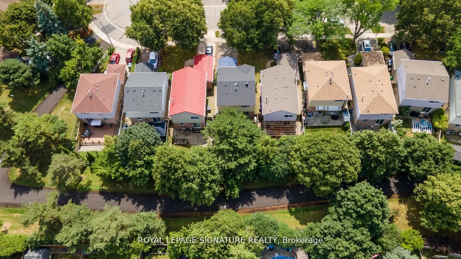 6441 Colebrook Crescent