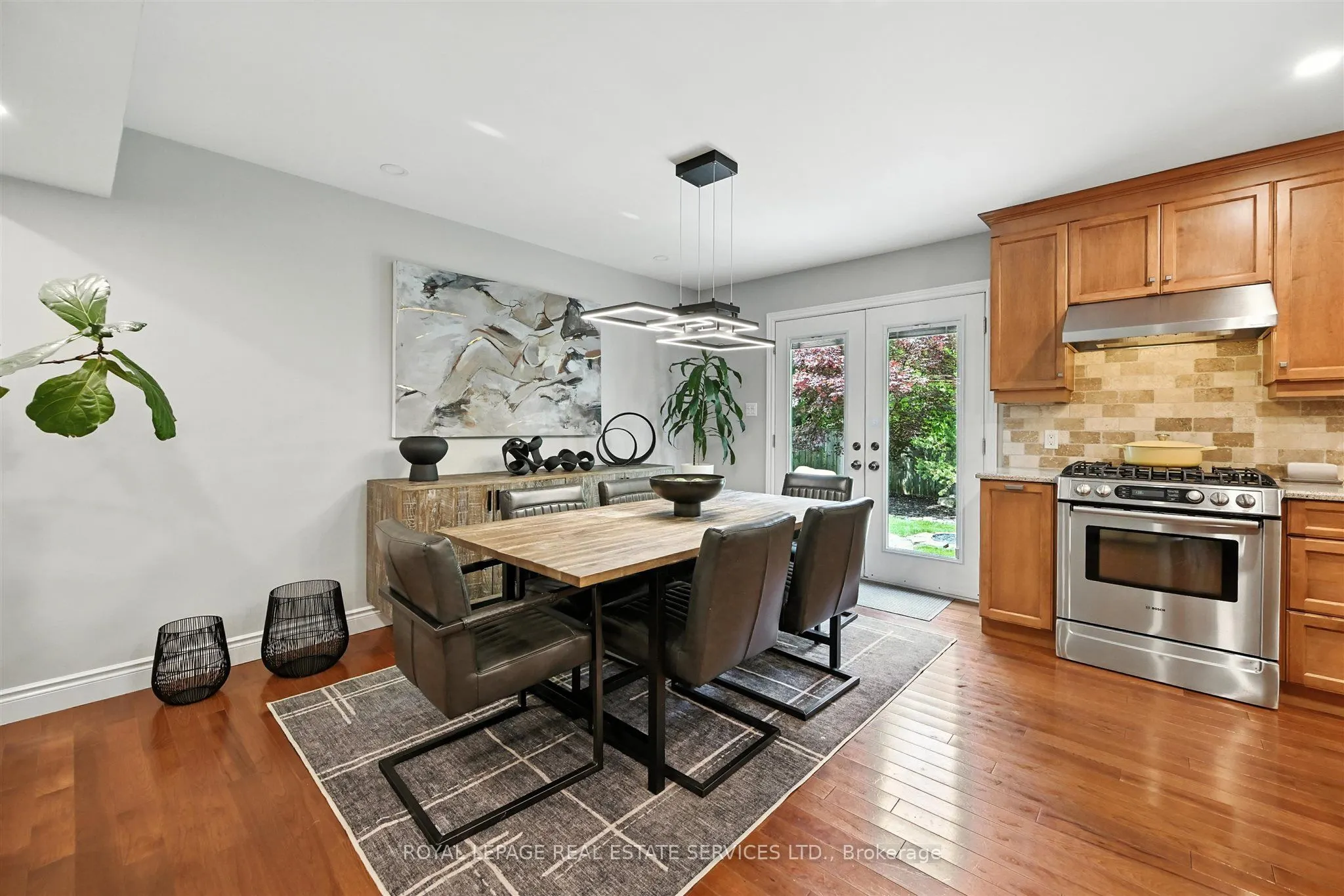 4240 Dunvegan Road