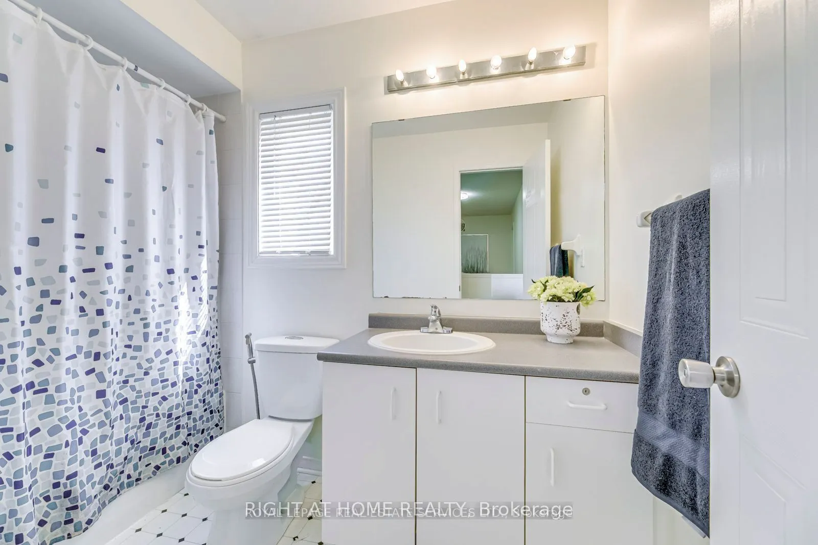 5910 Greensboro Drive, #99