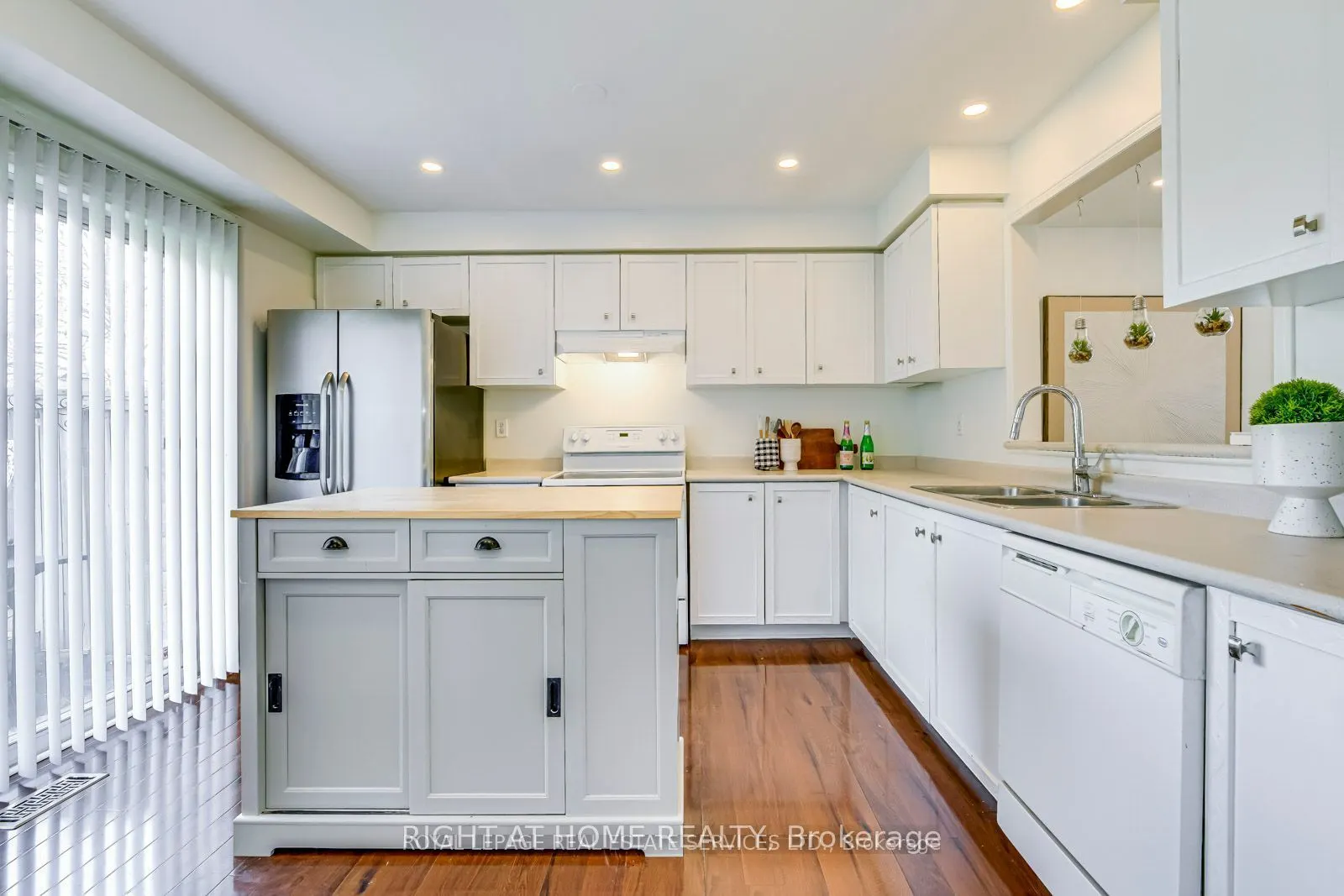 5910 Greensboro Drive, #99