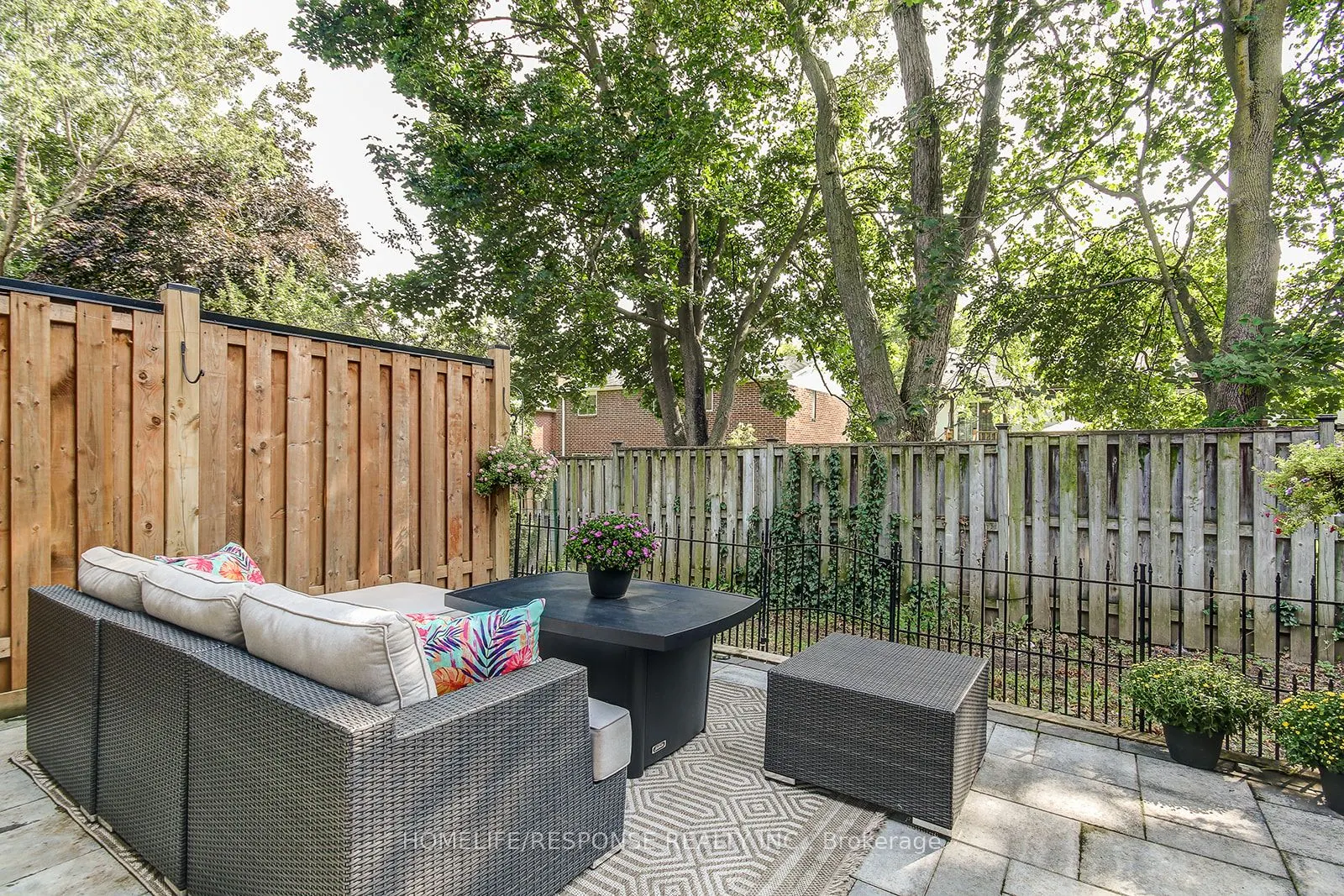2120 Rathburn Road E, #134