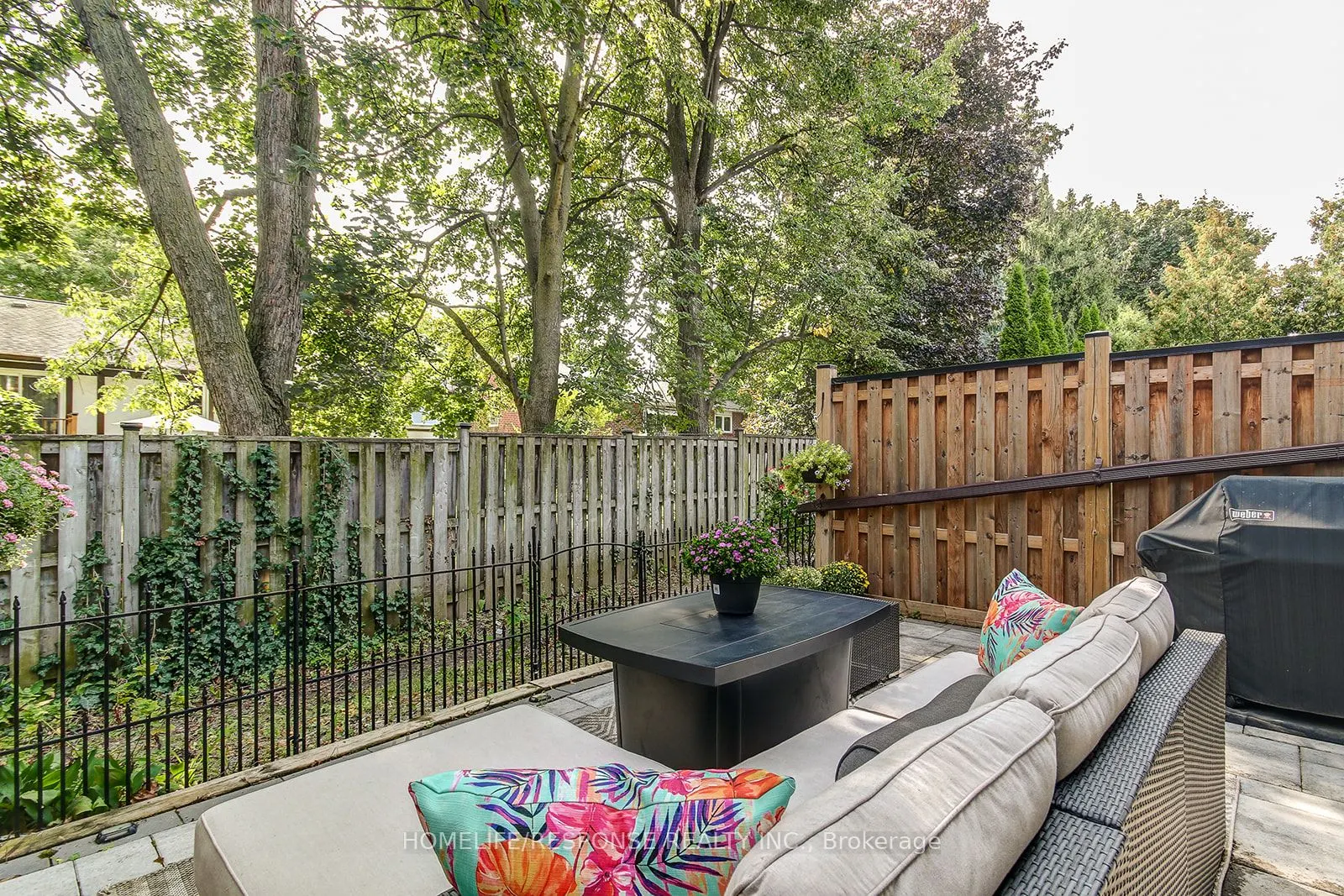 2120 Rathburn Road E, #134