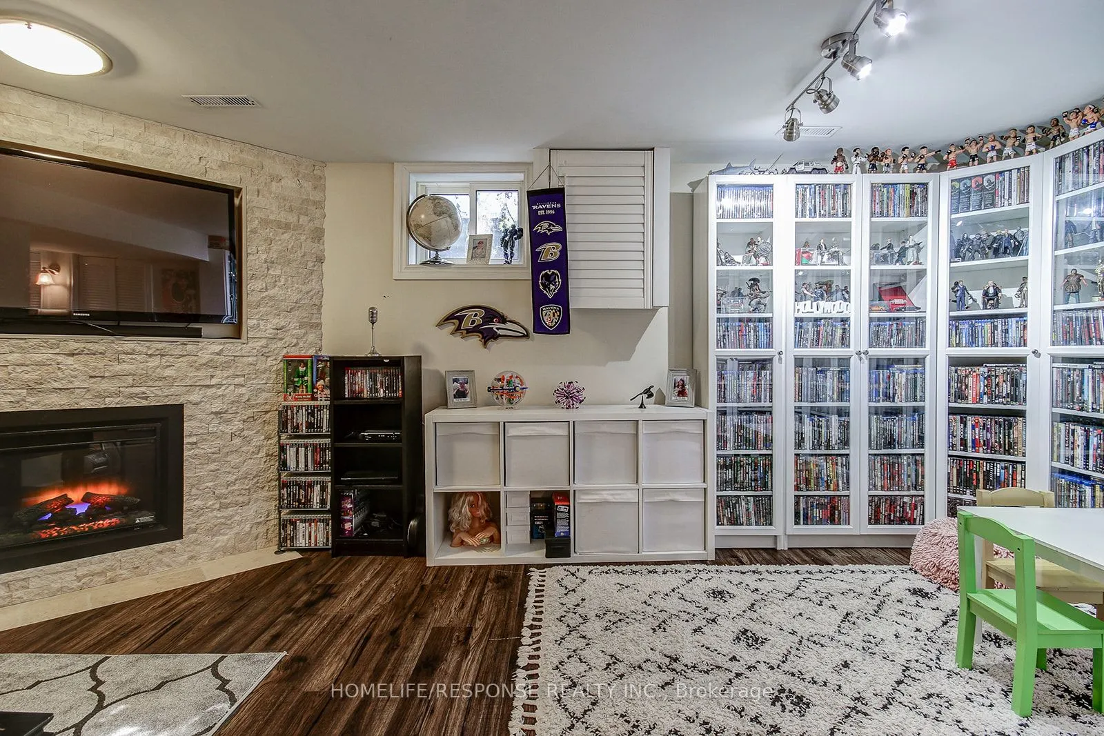 2120 Rathburn Road E, #134