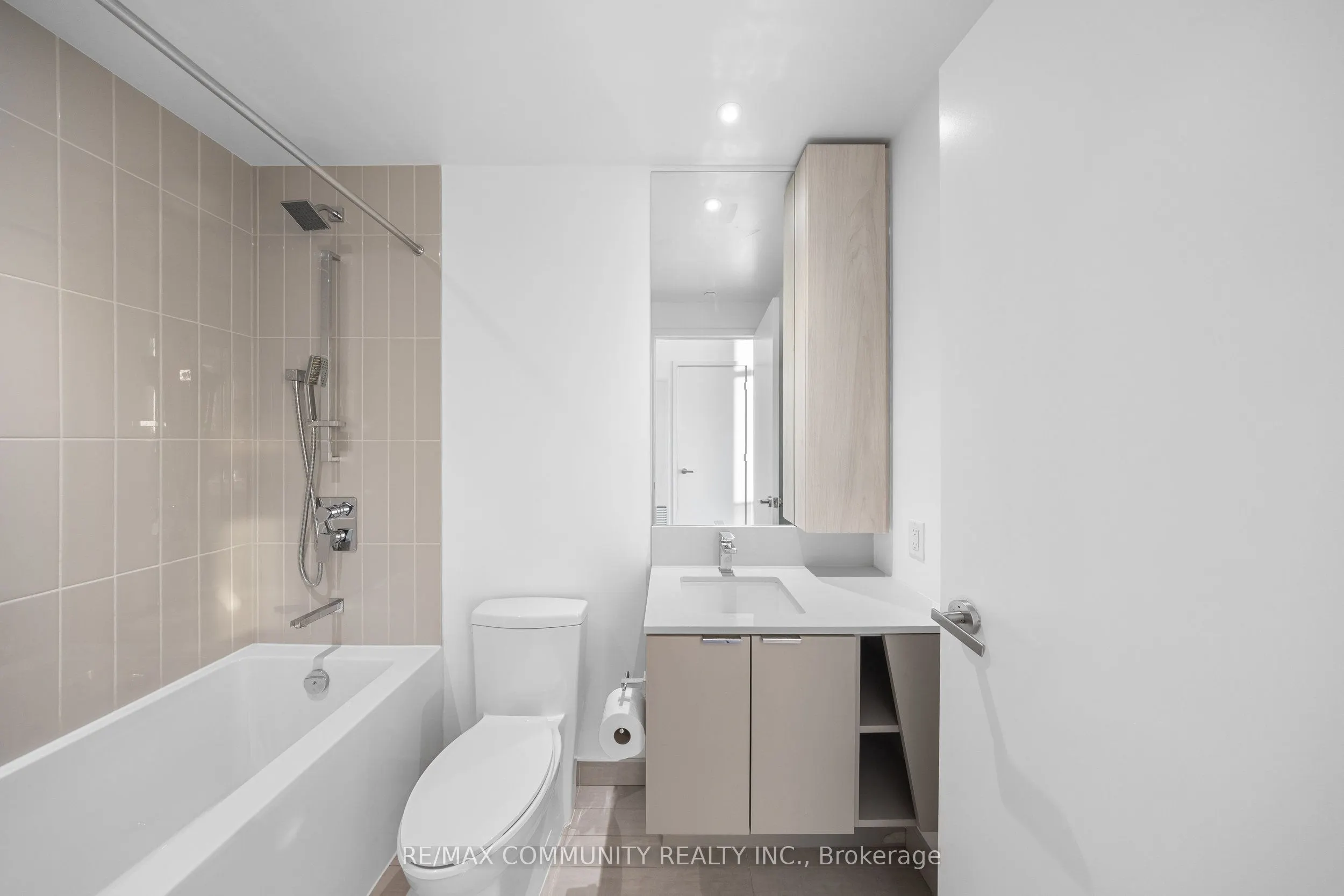 3883 Quartz Road, #2510