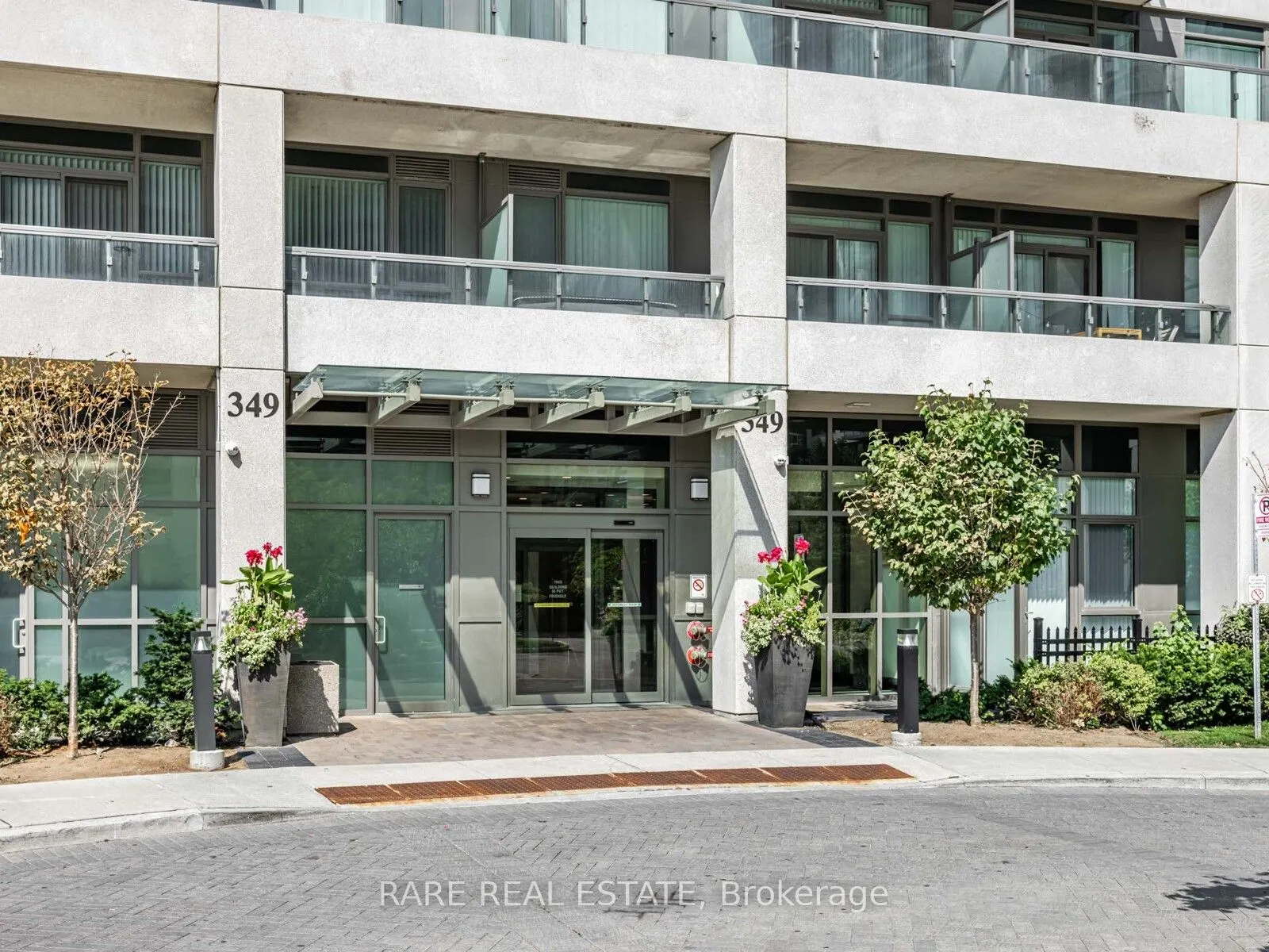 349 Rathburn Road W, #817
