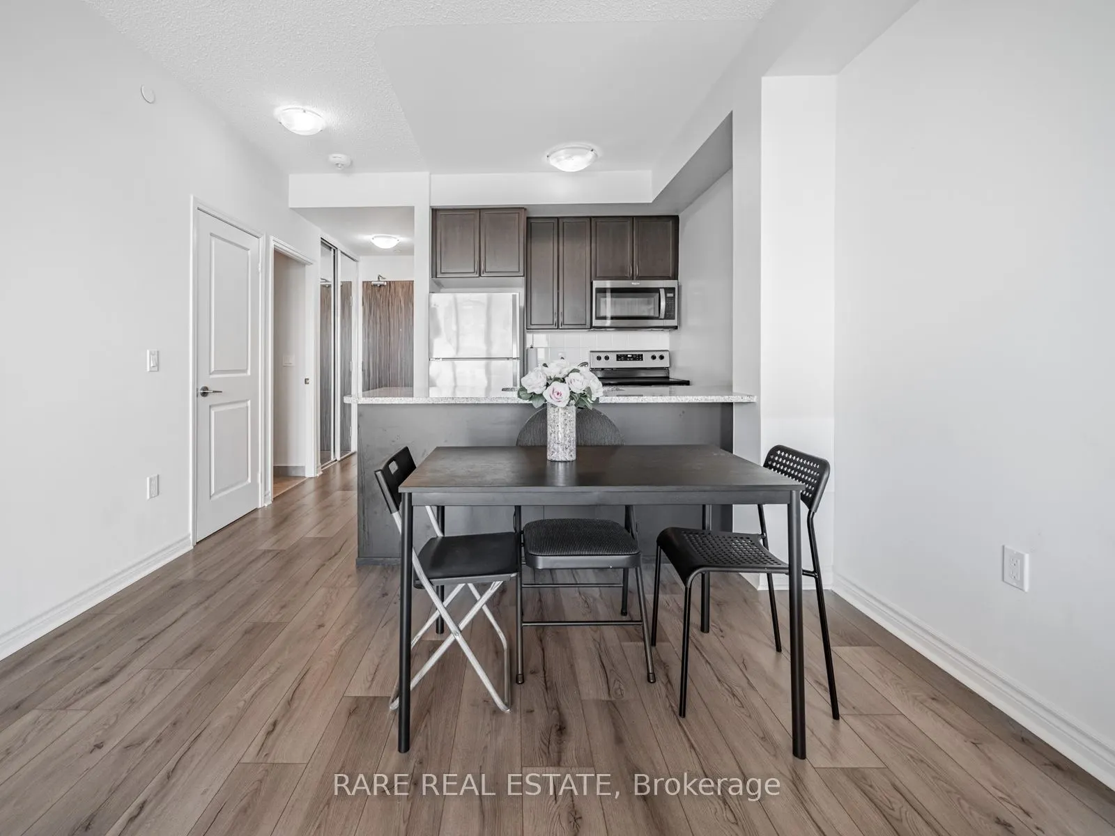 349 Rathburn Road W, #817