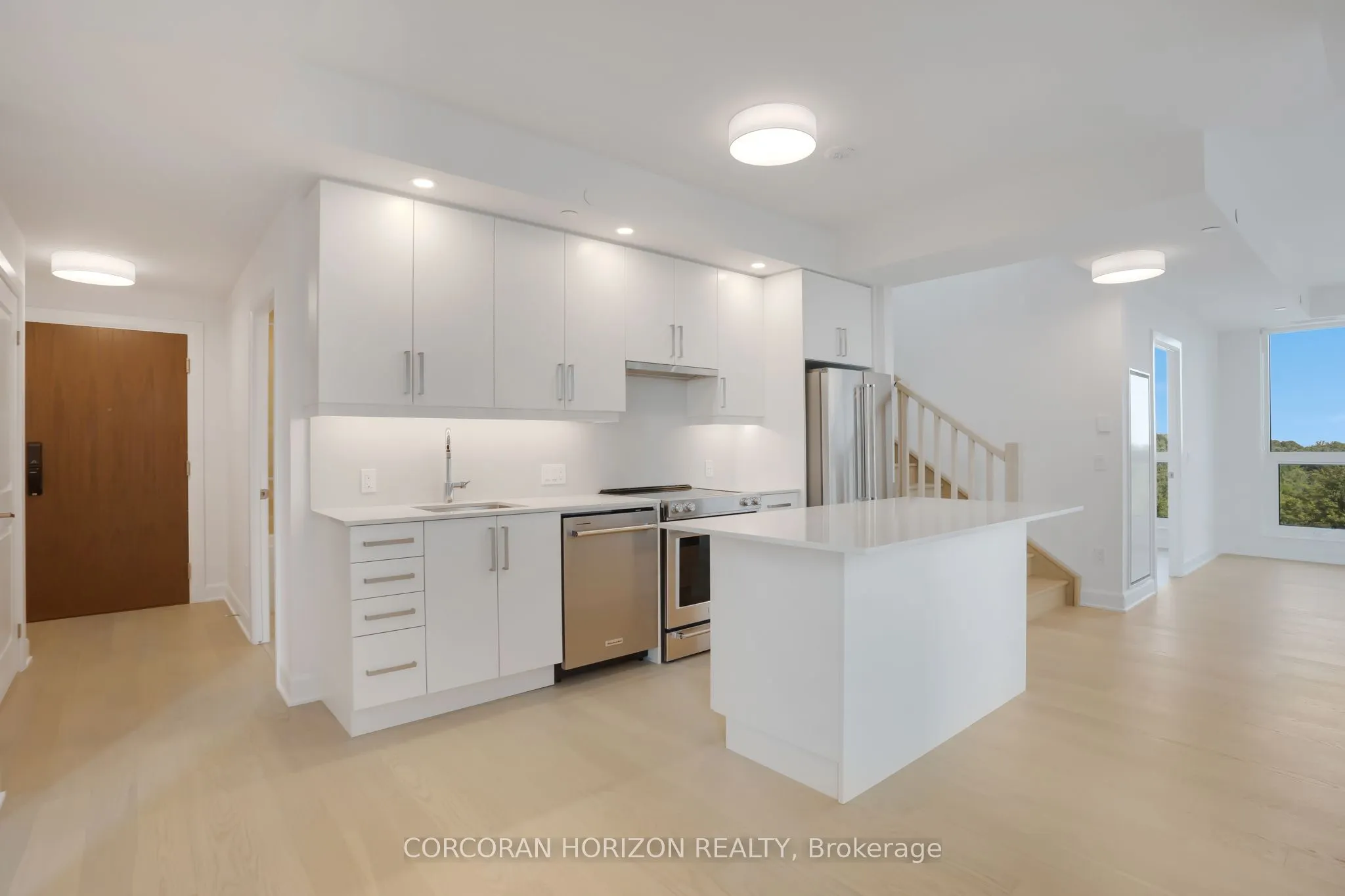 3240 William Coltson Avenue, #805
