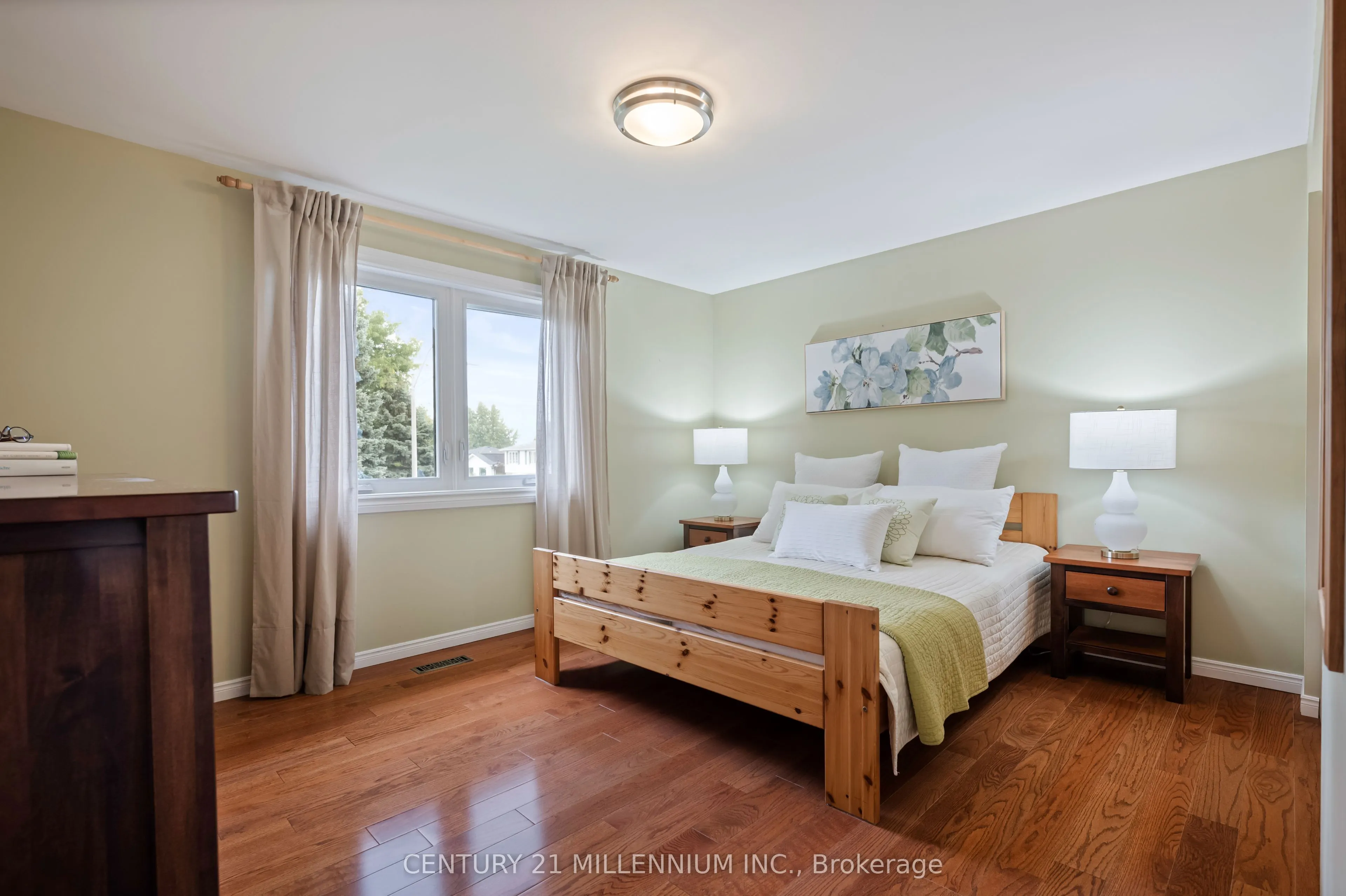 43 Erindale Crescent