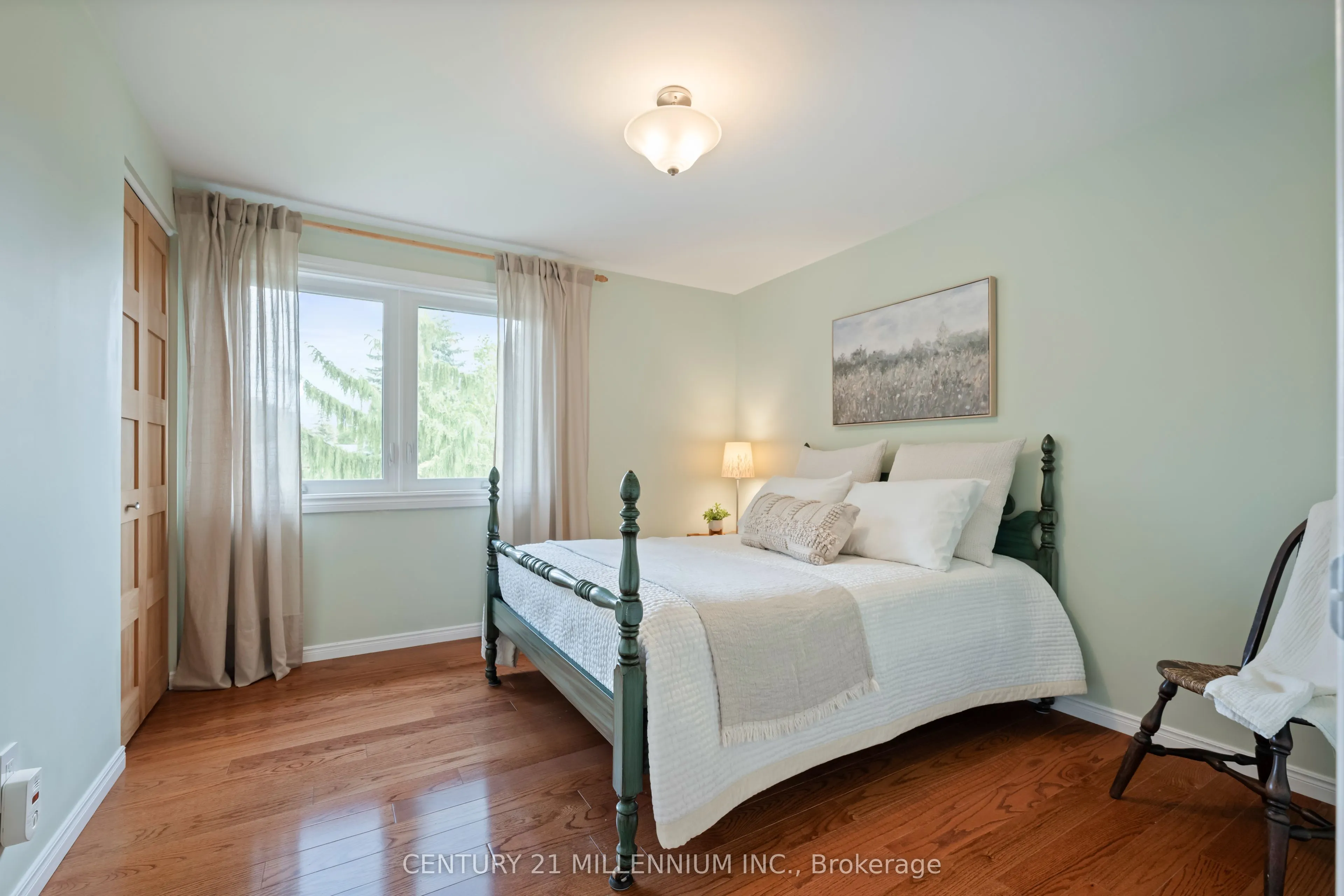 43 Erindale Crescent