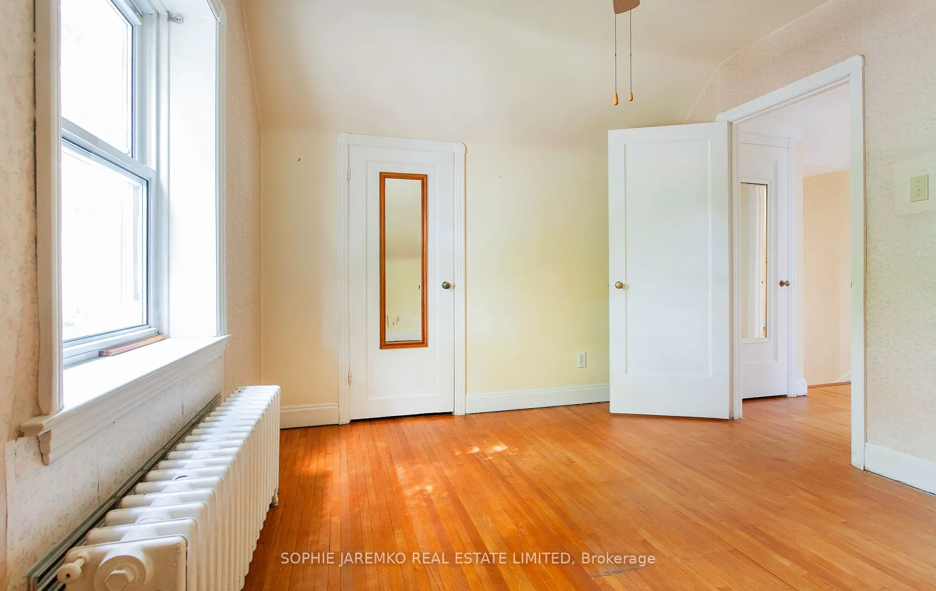 24 Sunnylea Avenue W