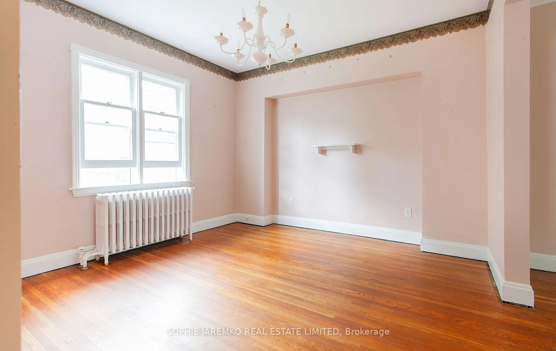 24 Sunnylea Avenue W