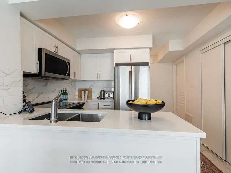 7 Applewood Lane, #224