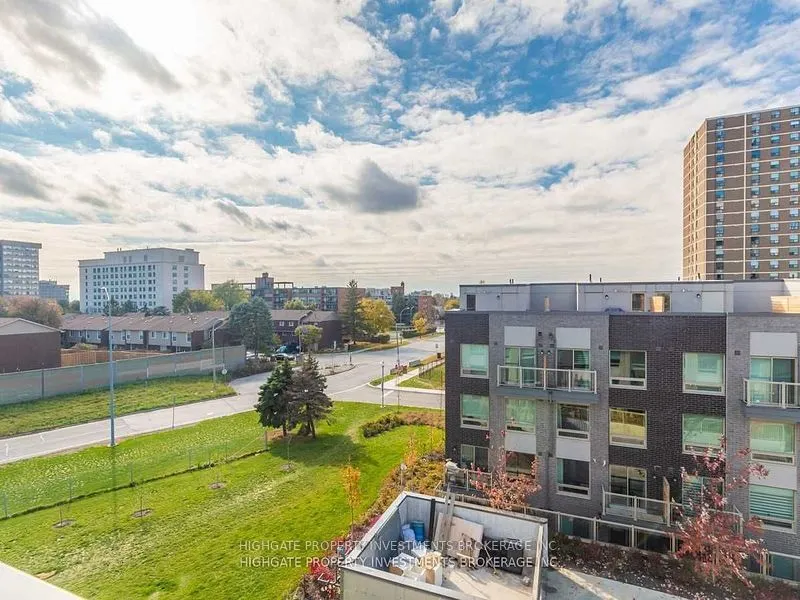 7 Applewood Lane, #224