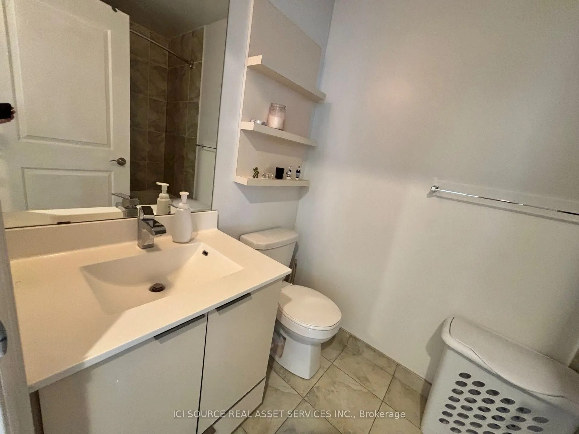 16 Brookers Lane, #3008