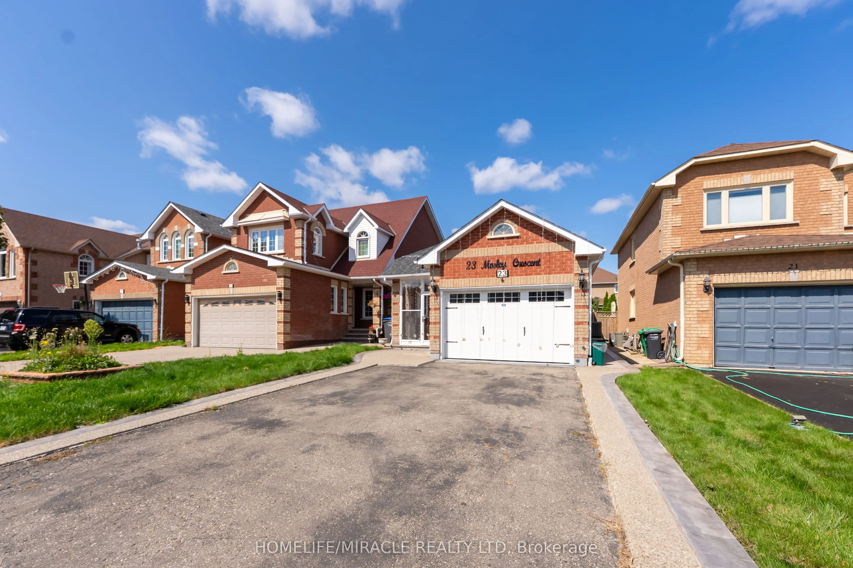 23 Mosley Crescent