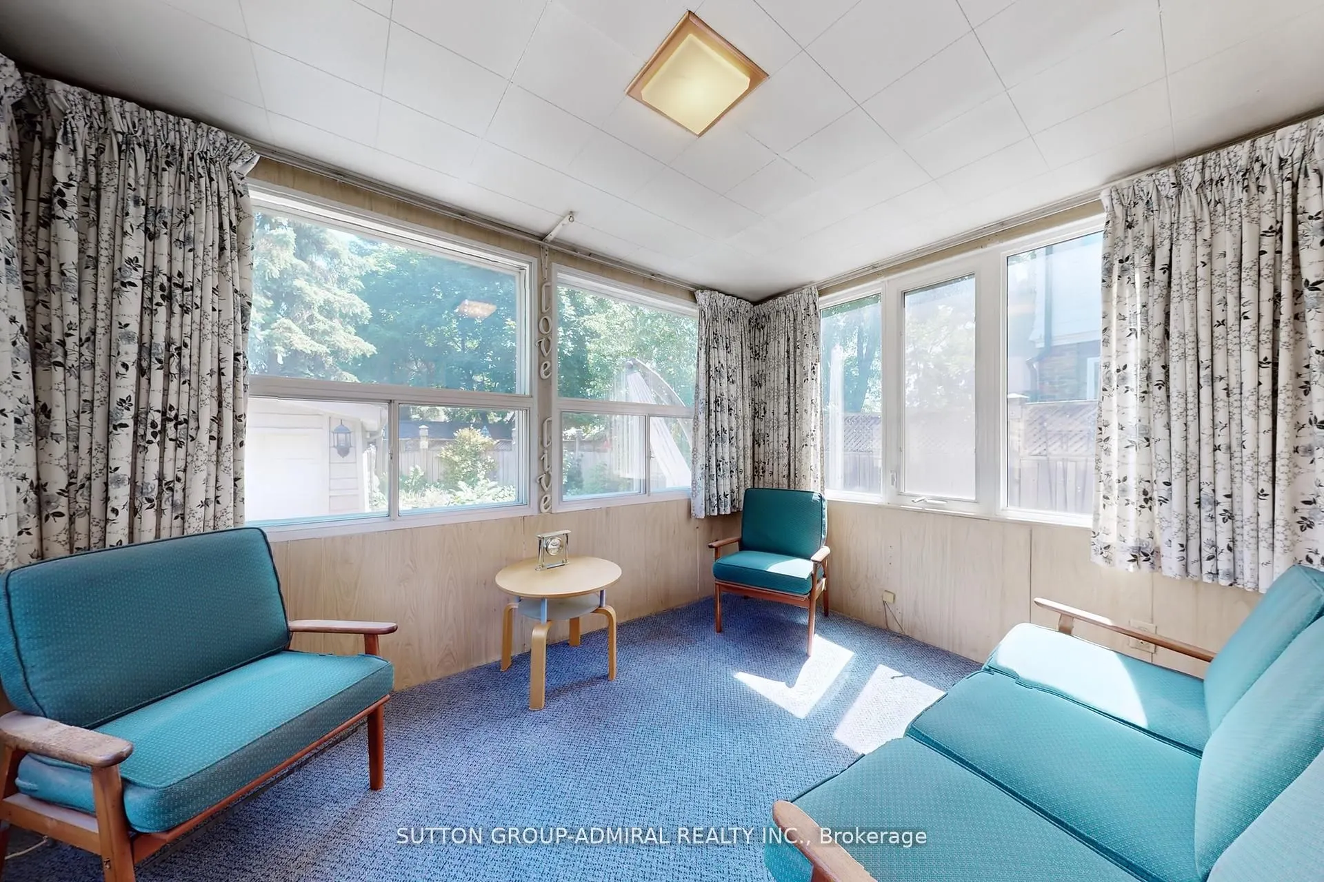 1 Valleyview Gardens