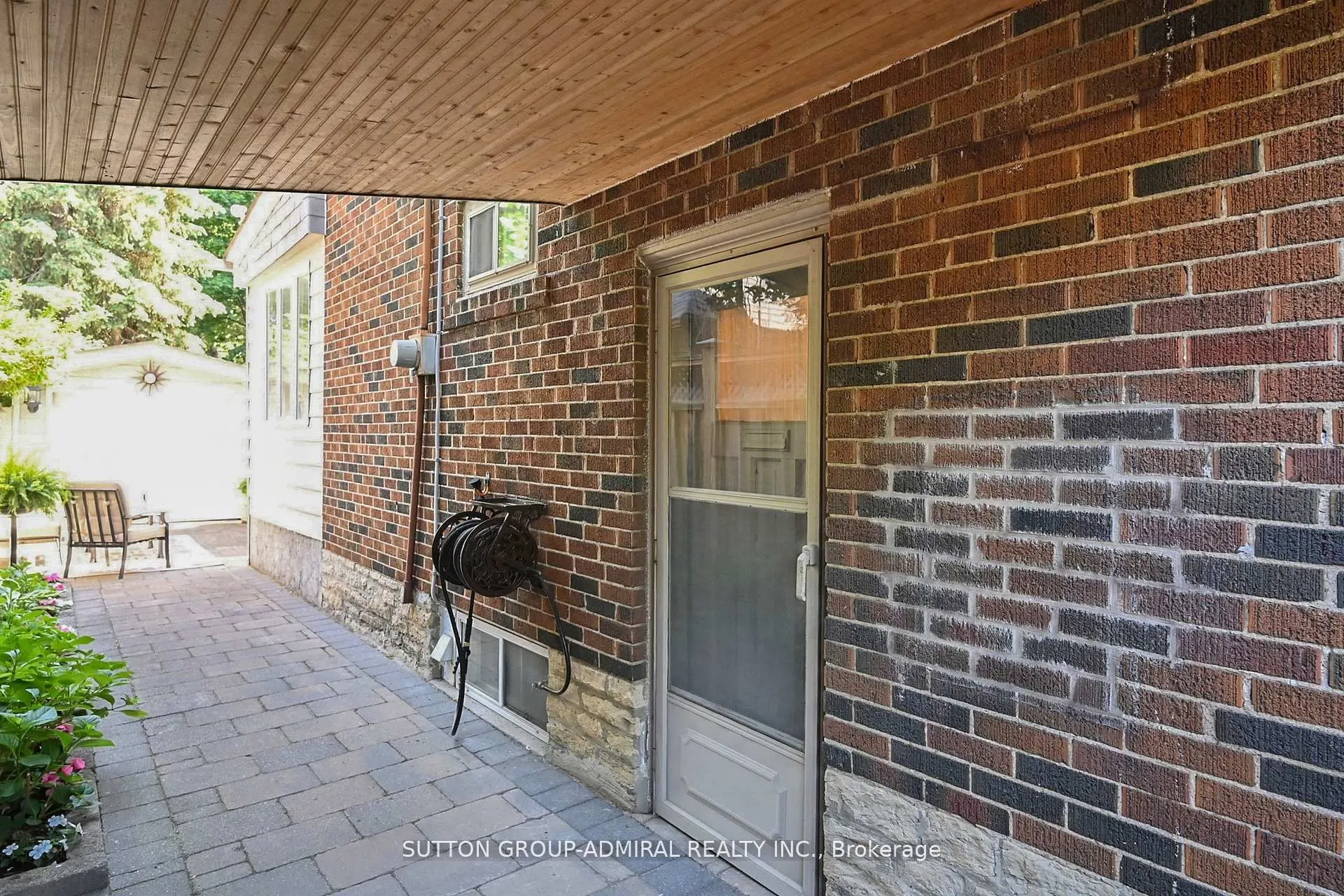 1 Valleyview Gardens