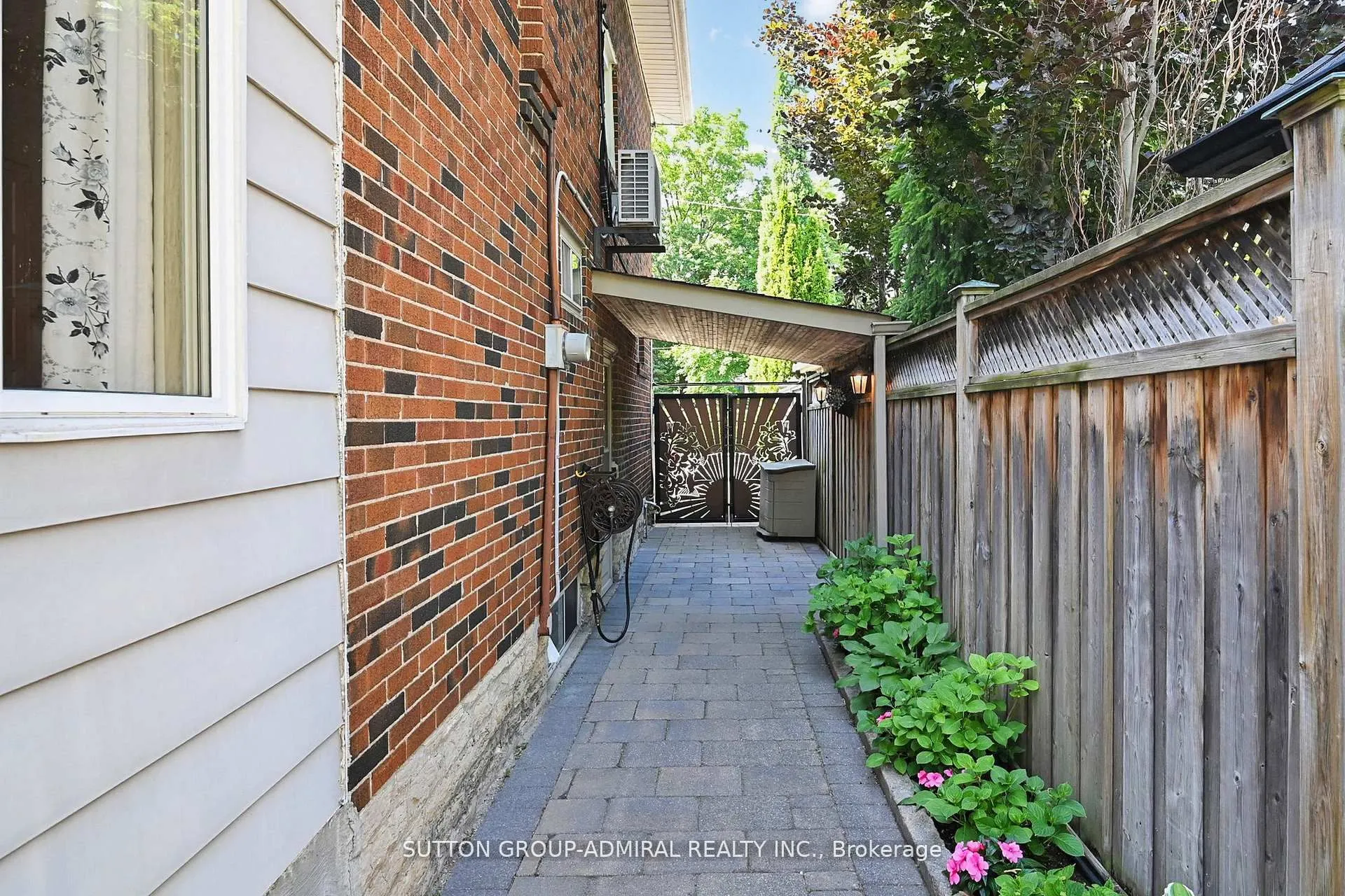 1 Valleyview Gardens