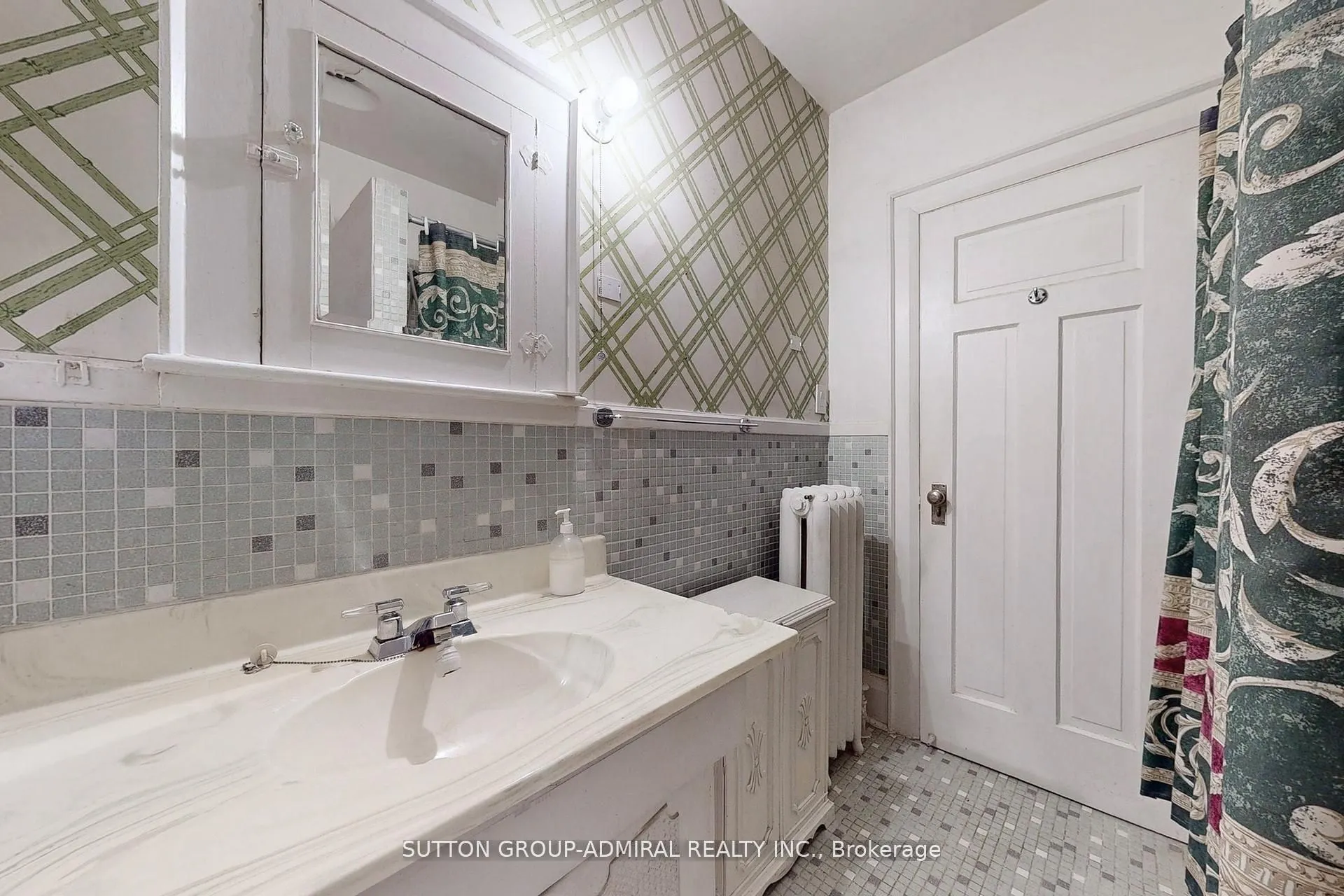 1 Valleyview Gardens