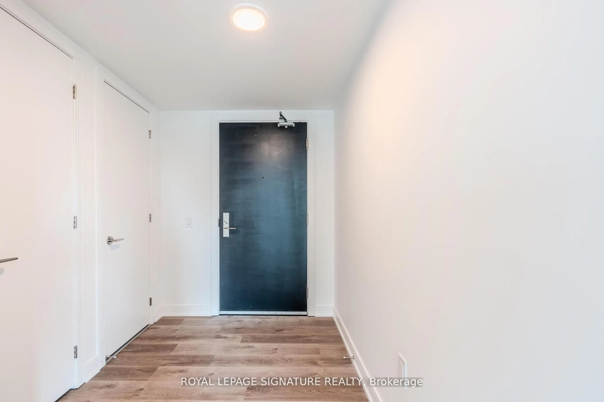 3009 Novar Road, #209