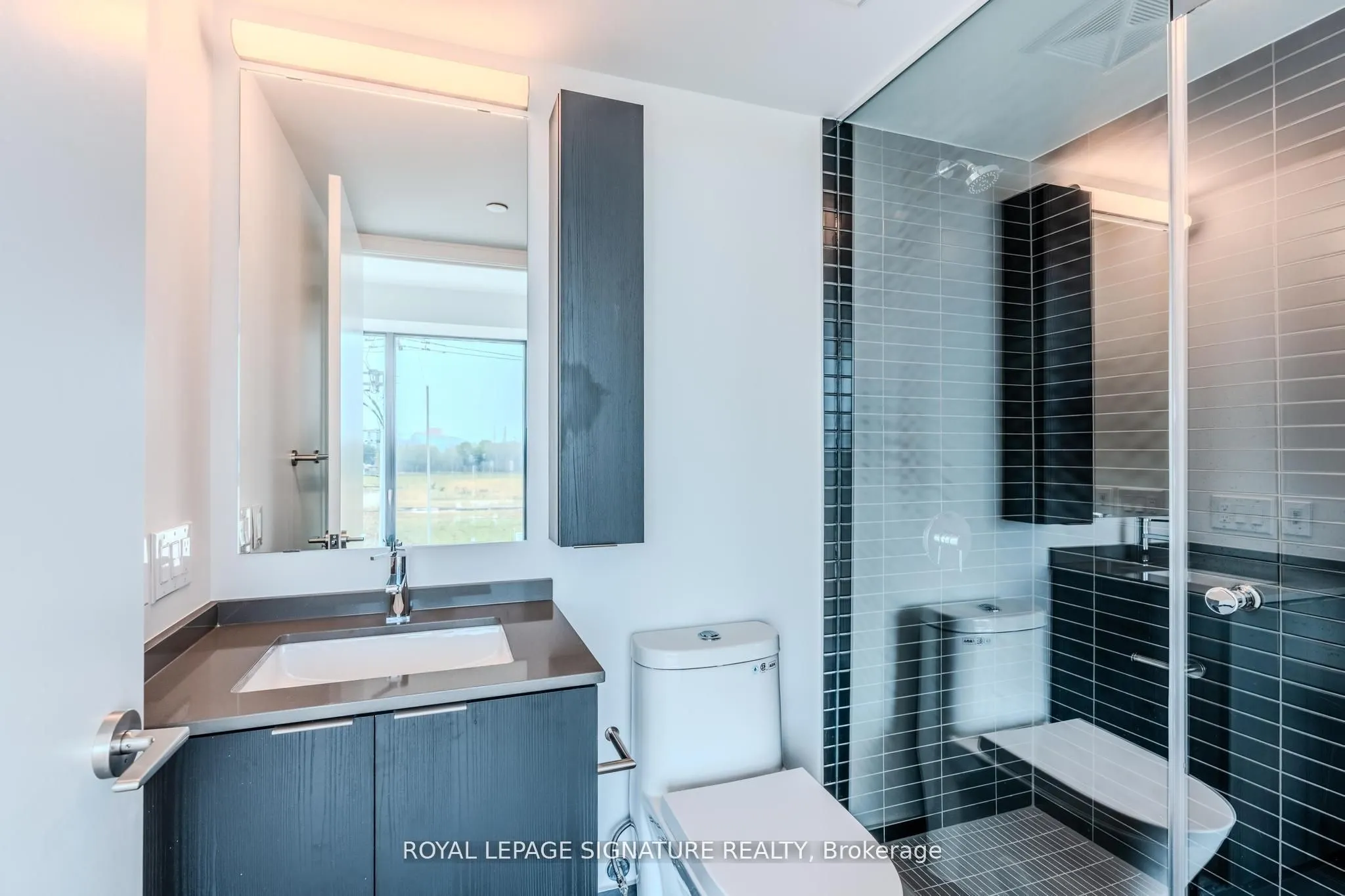 3009 Novar Road, #209